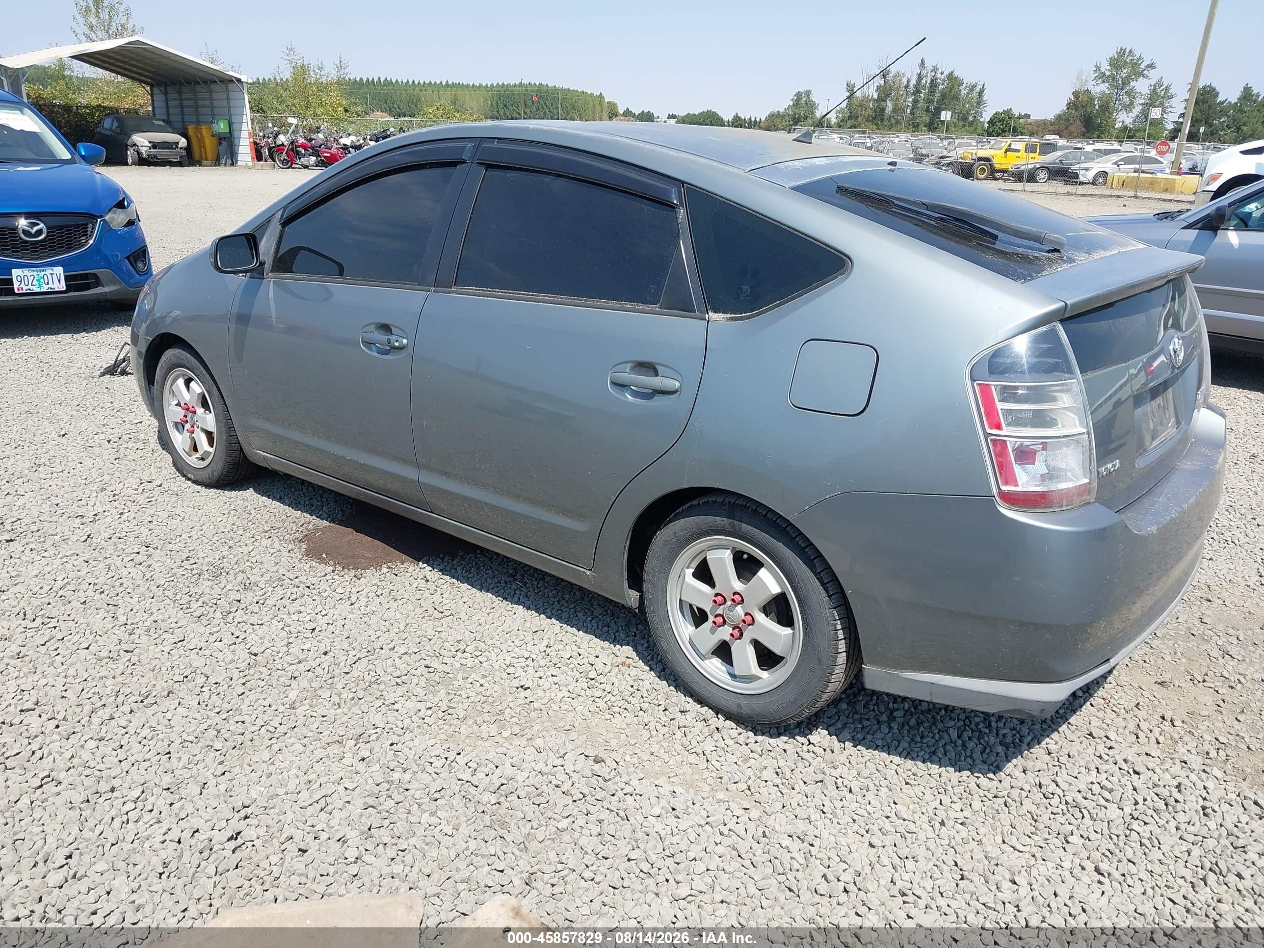 2005 Toyota Prius   Blue vin: JTDKB20U553092732