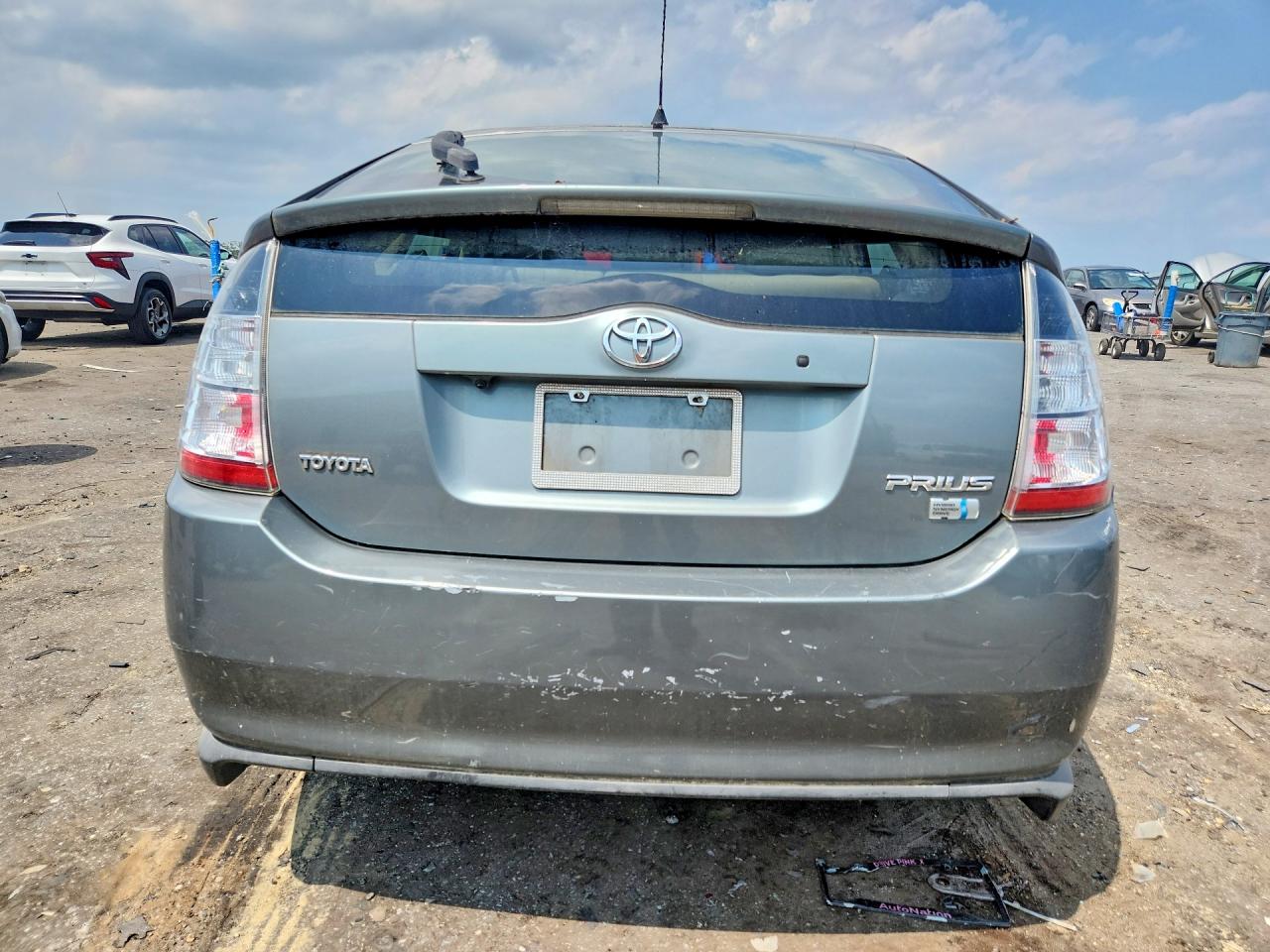 2005 Toyota Prius Base Gray vin: JTDKB20U553106032