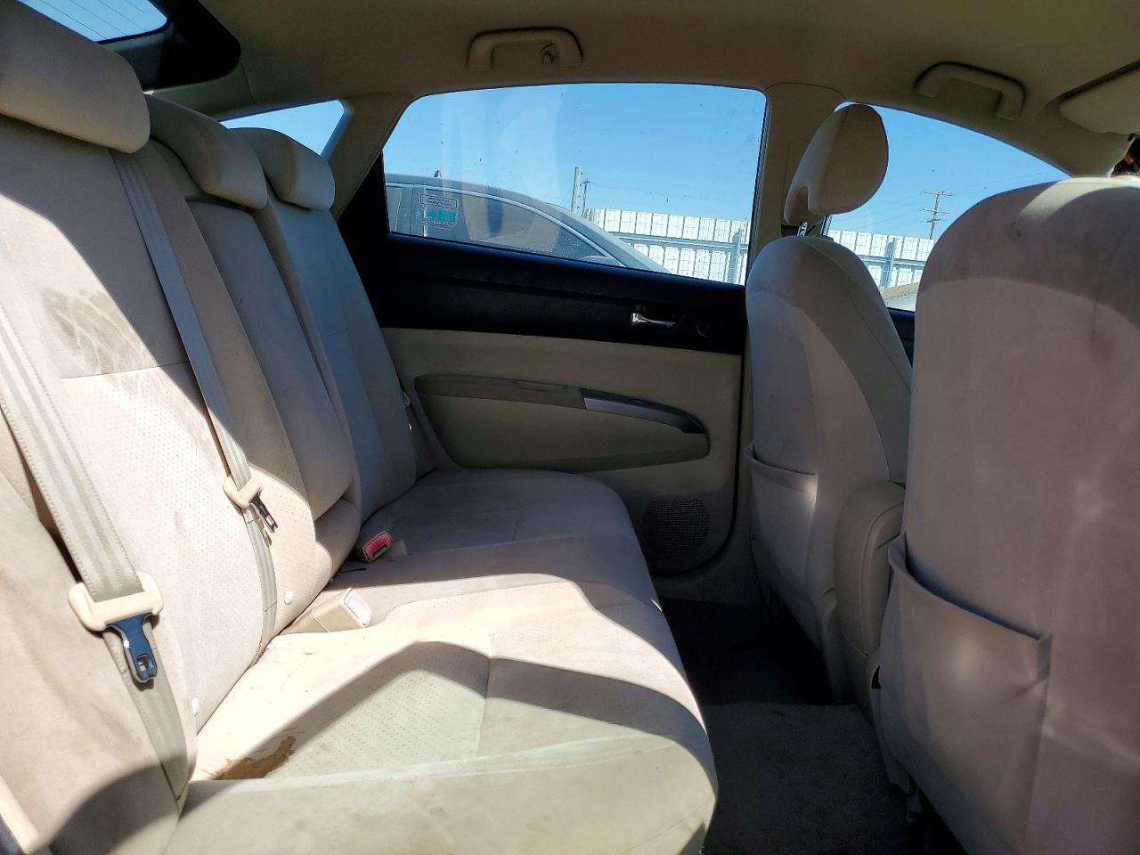 2005 Toyota Prius Base Бордовый vin: JTDKB20U557031860