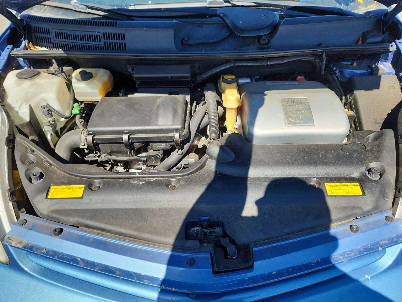 2005 Toyota Prius Base Blue vin: JTDKB20U557038162