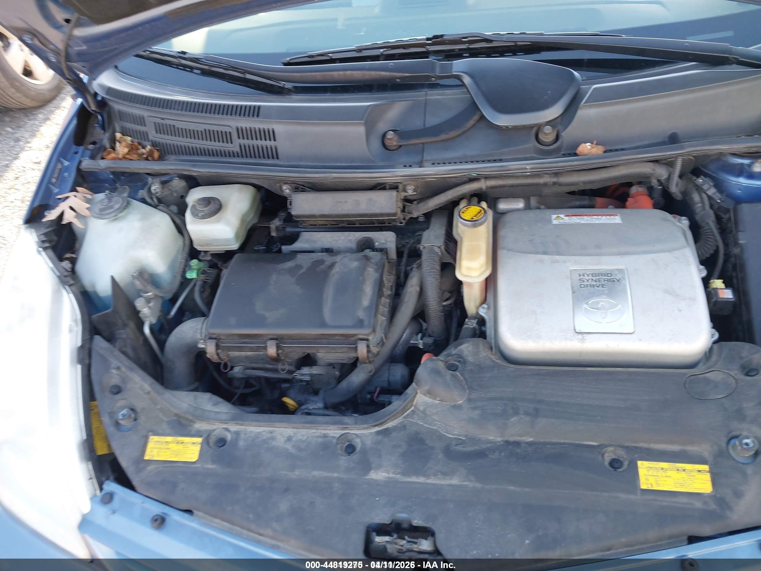 2005 Toyota Prius   Light Blue vin: JTDKB20U557048397