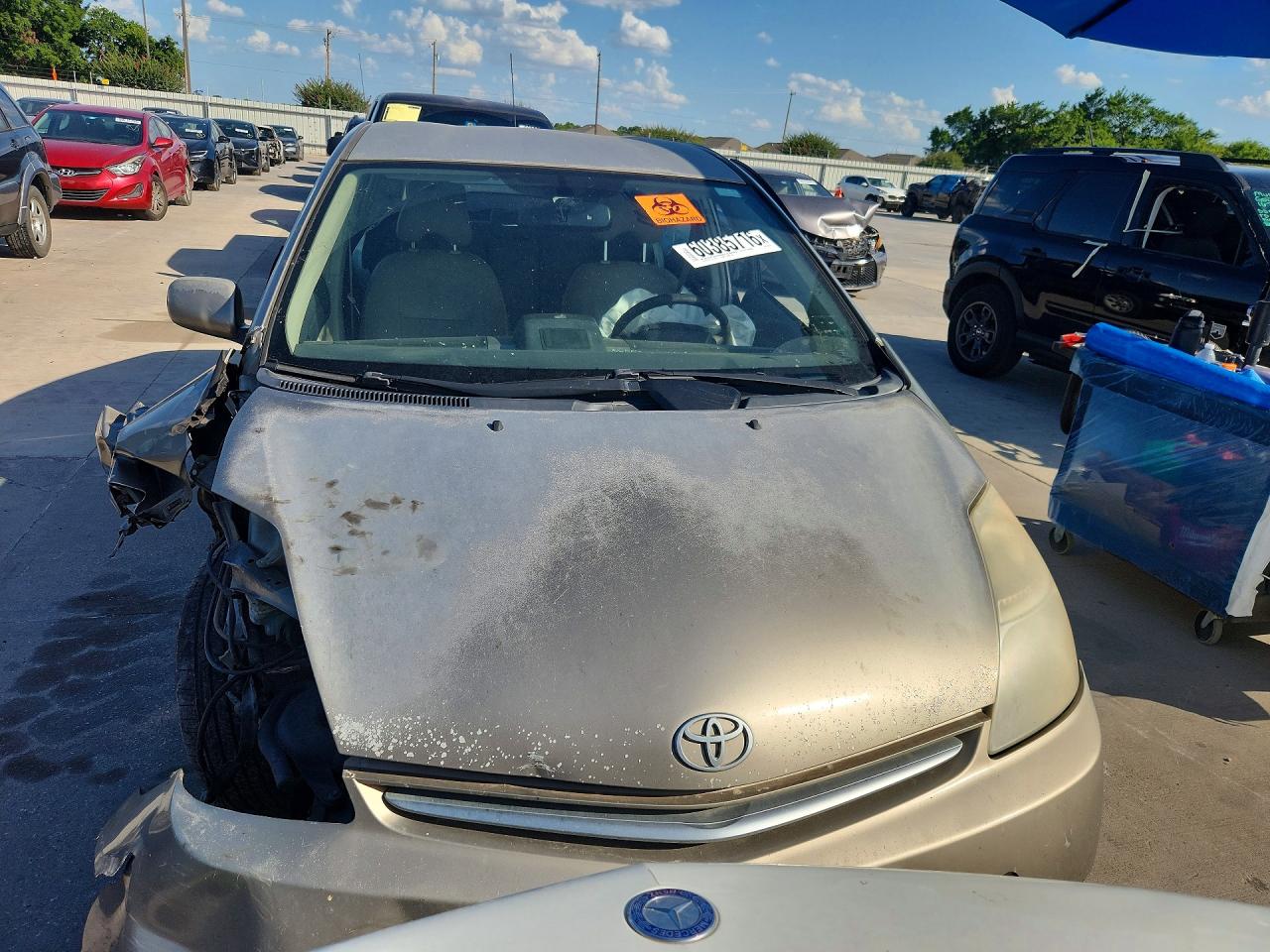 2006 Toyota Prius Base Gold vin: JTDKB20U563169214