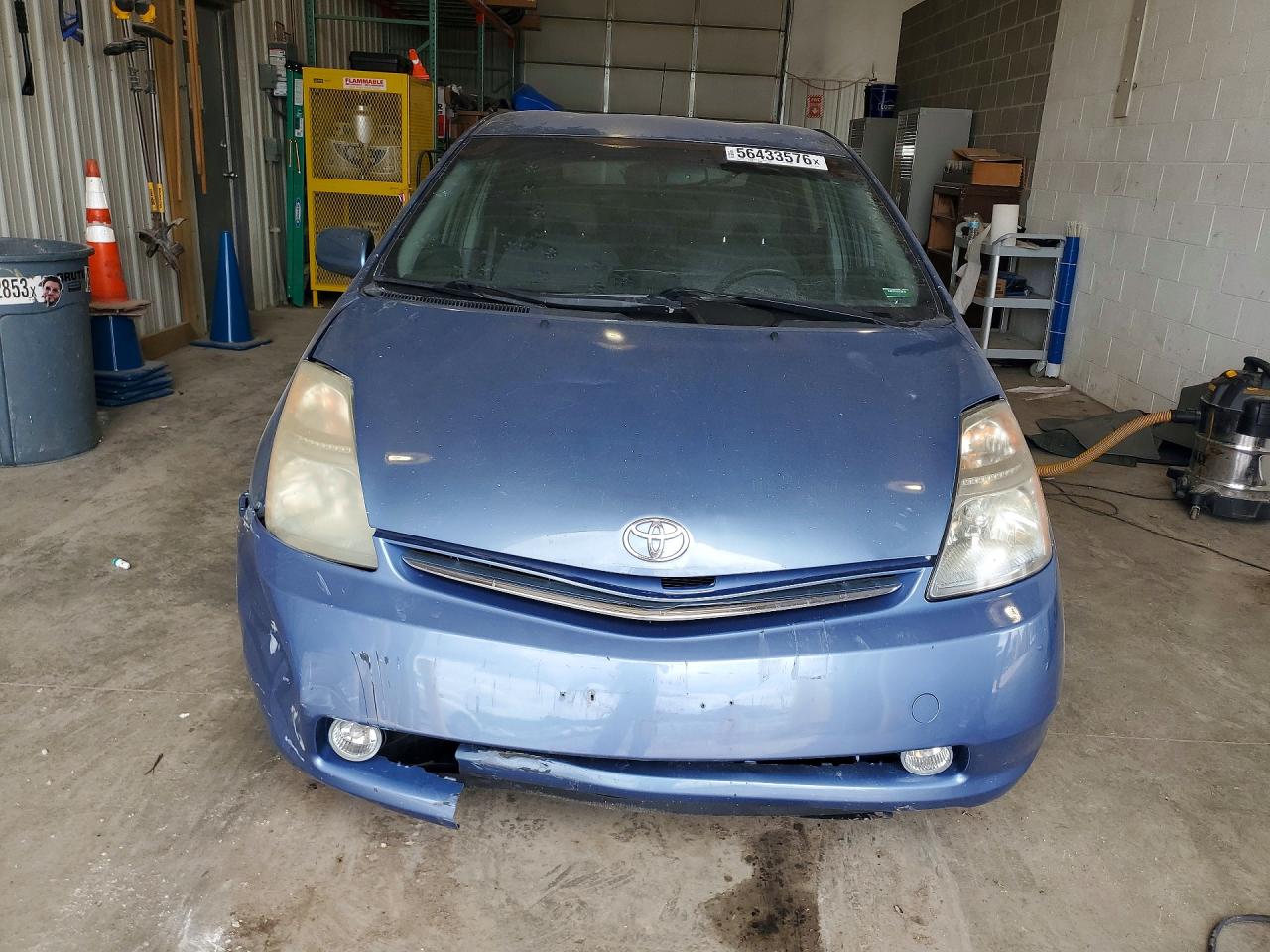2006 Toyota Prius Base Blue vin: JTDKB20U567065489