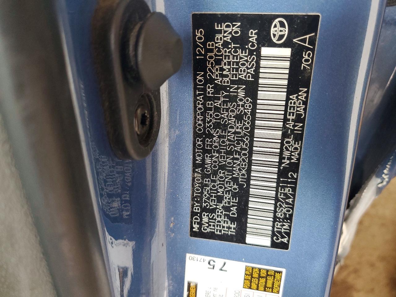 2006 Toyota Prius Base Blue vin: JTDKB20U567065489