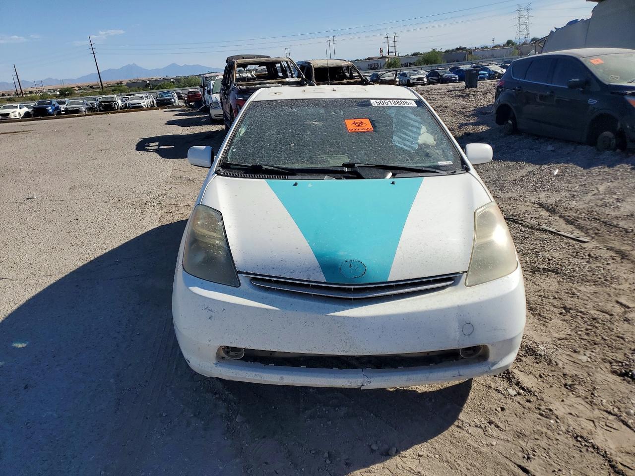 2006 Toyota Prius Base Белый vin: JTDKB20U567500995
