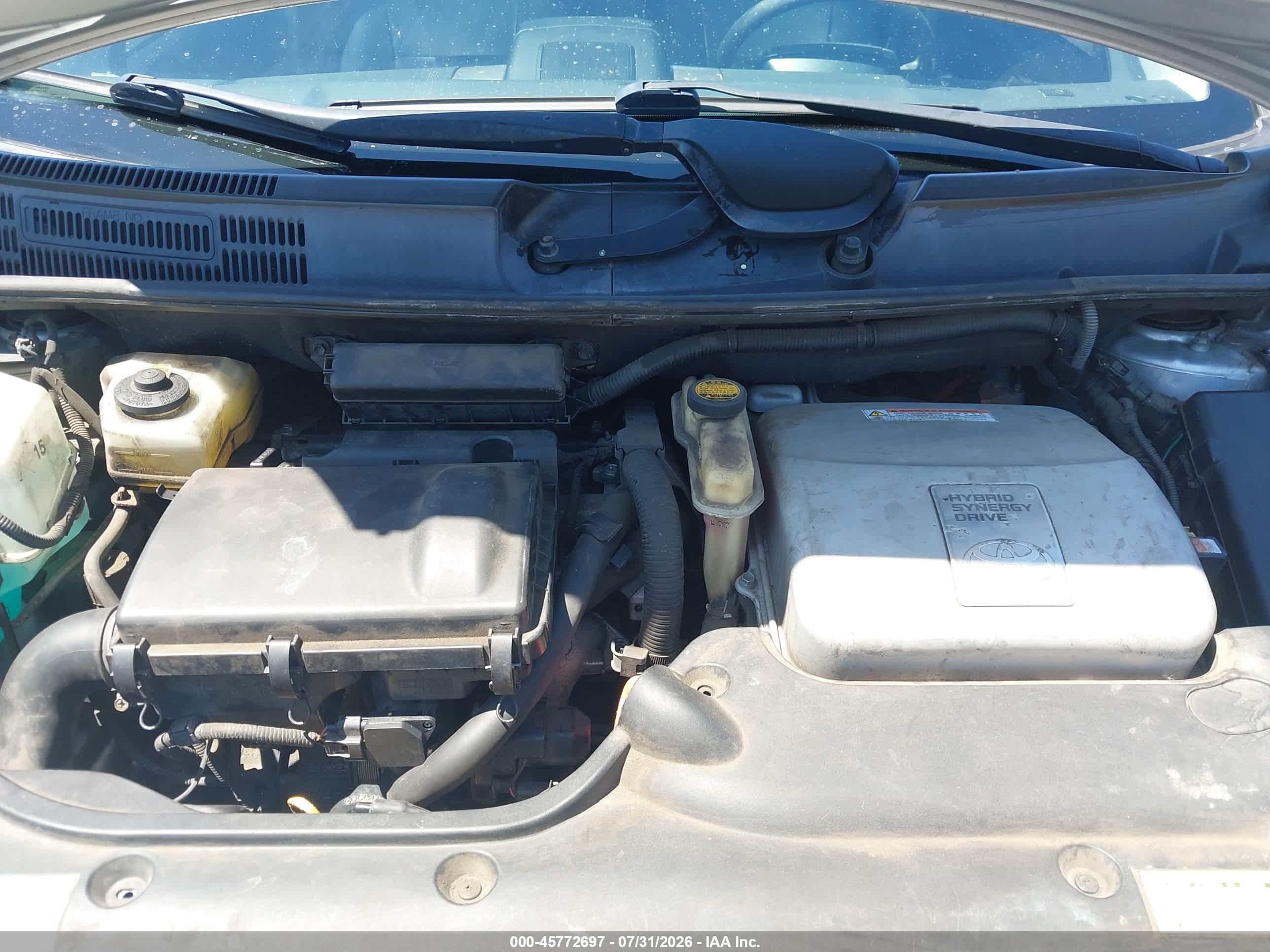 2006 Toyota Prius   Silver vin: JTDKB20U567502715
