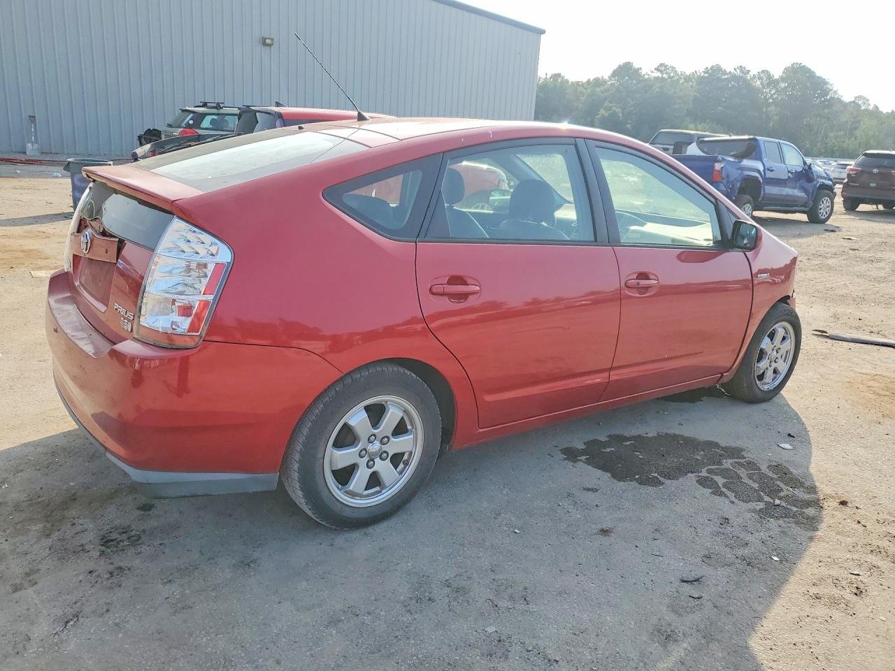 2006 Toyota Prius Base Burgundy vin: JTDKB20U567522205
