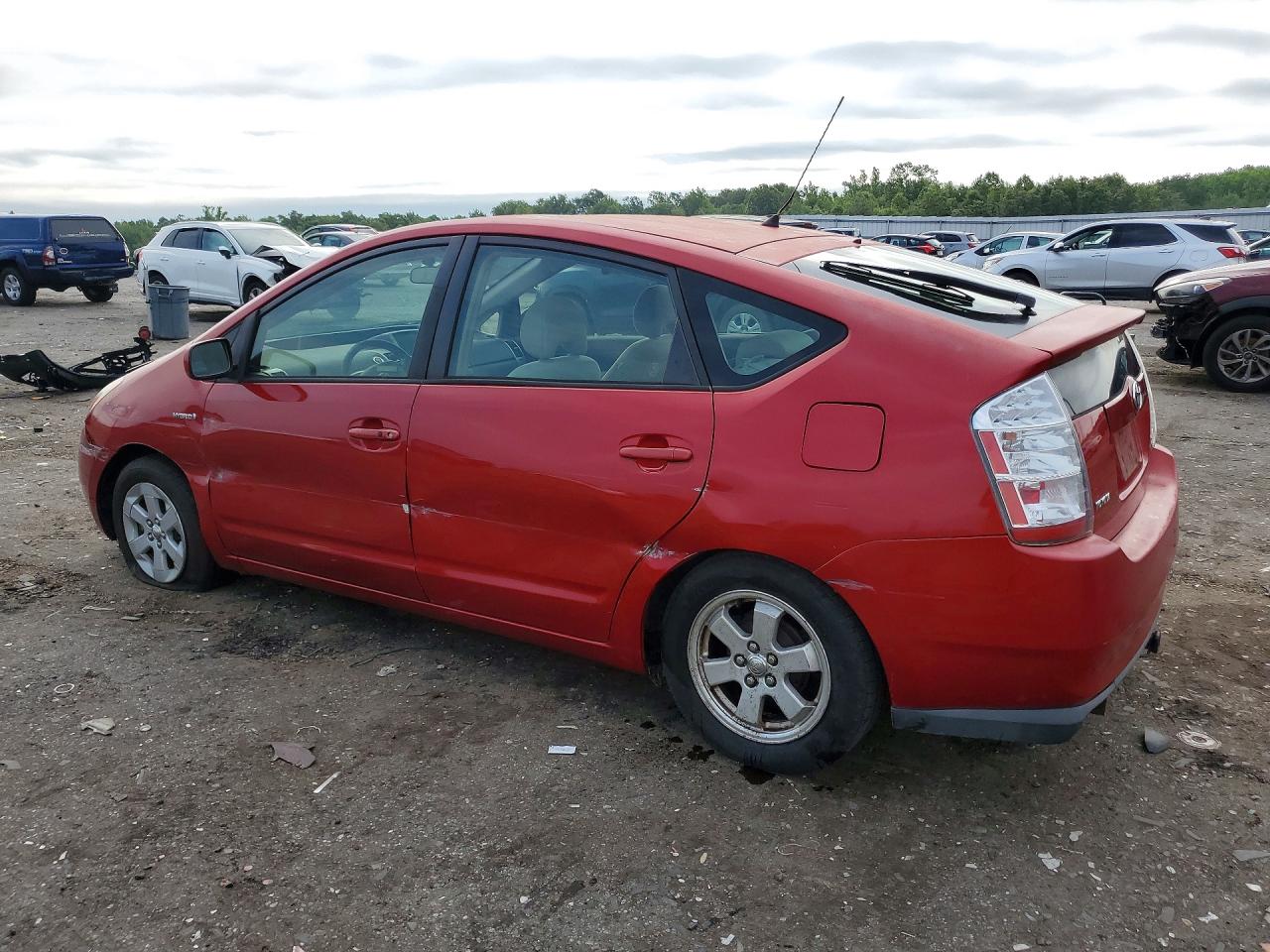 2006 Toyota Prius Base Красный vin: JTDKB20U567532216