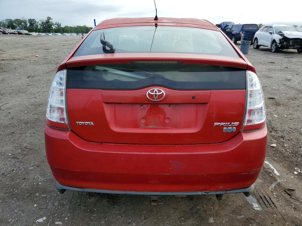2006 Toyota Prius Base Красный vin: JTDKB20U567532216