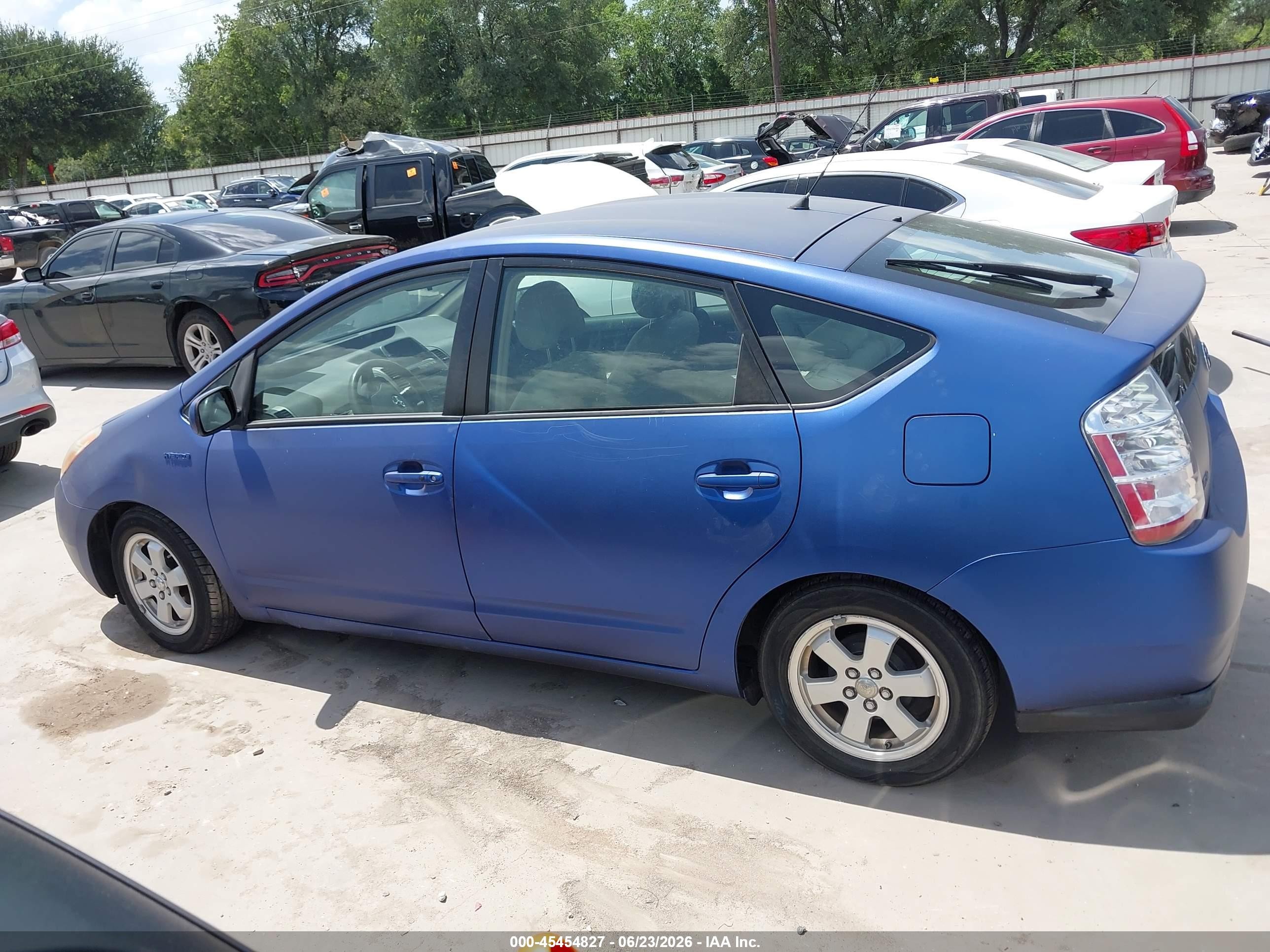 2006 Toyota Prius   Blue vin: JTDKB20U567532961