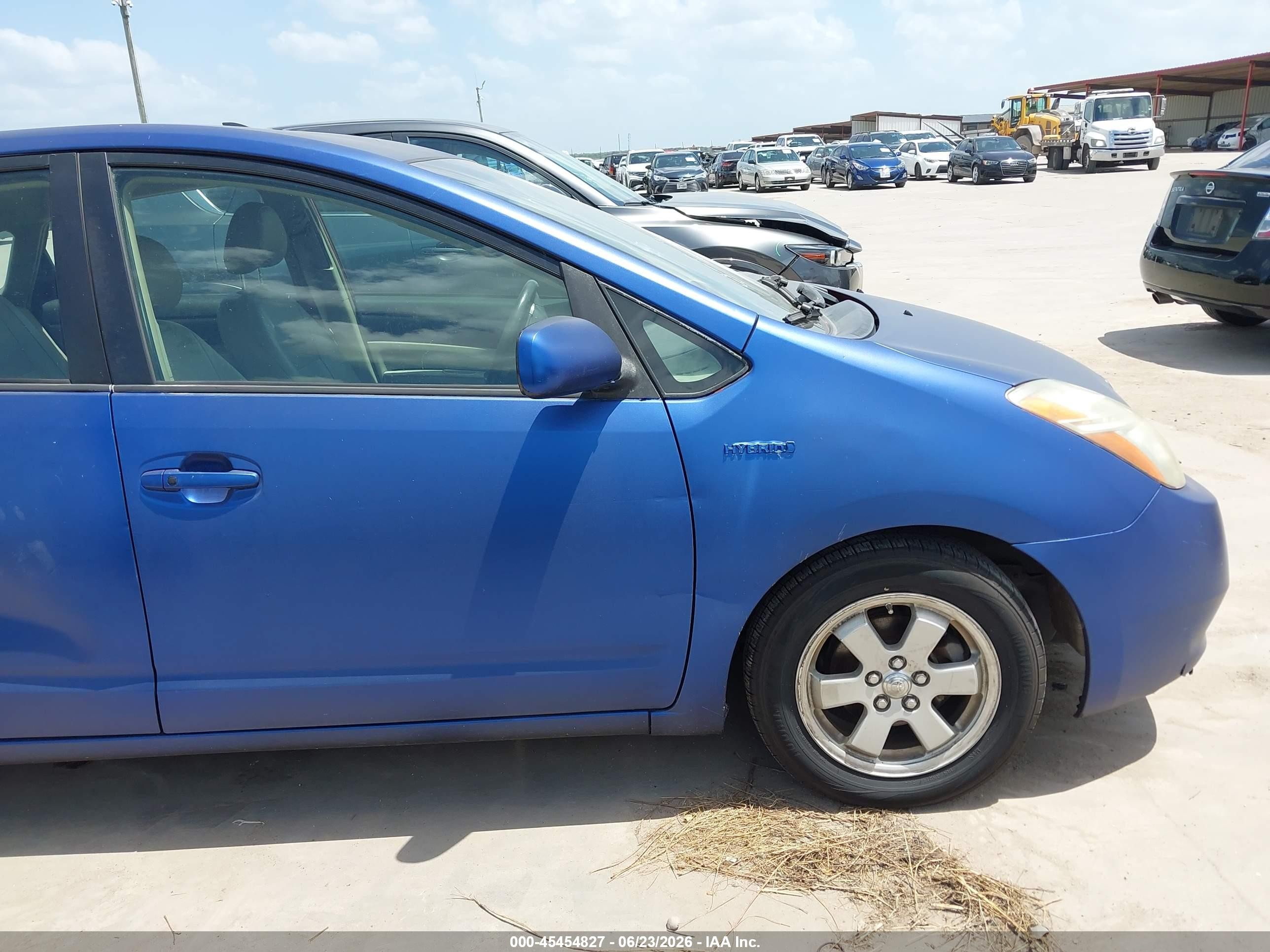 2006 Toyota Prius   Blue vin: JTDKB20U567532961