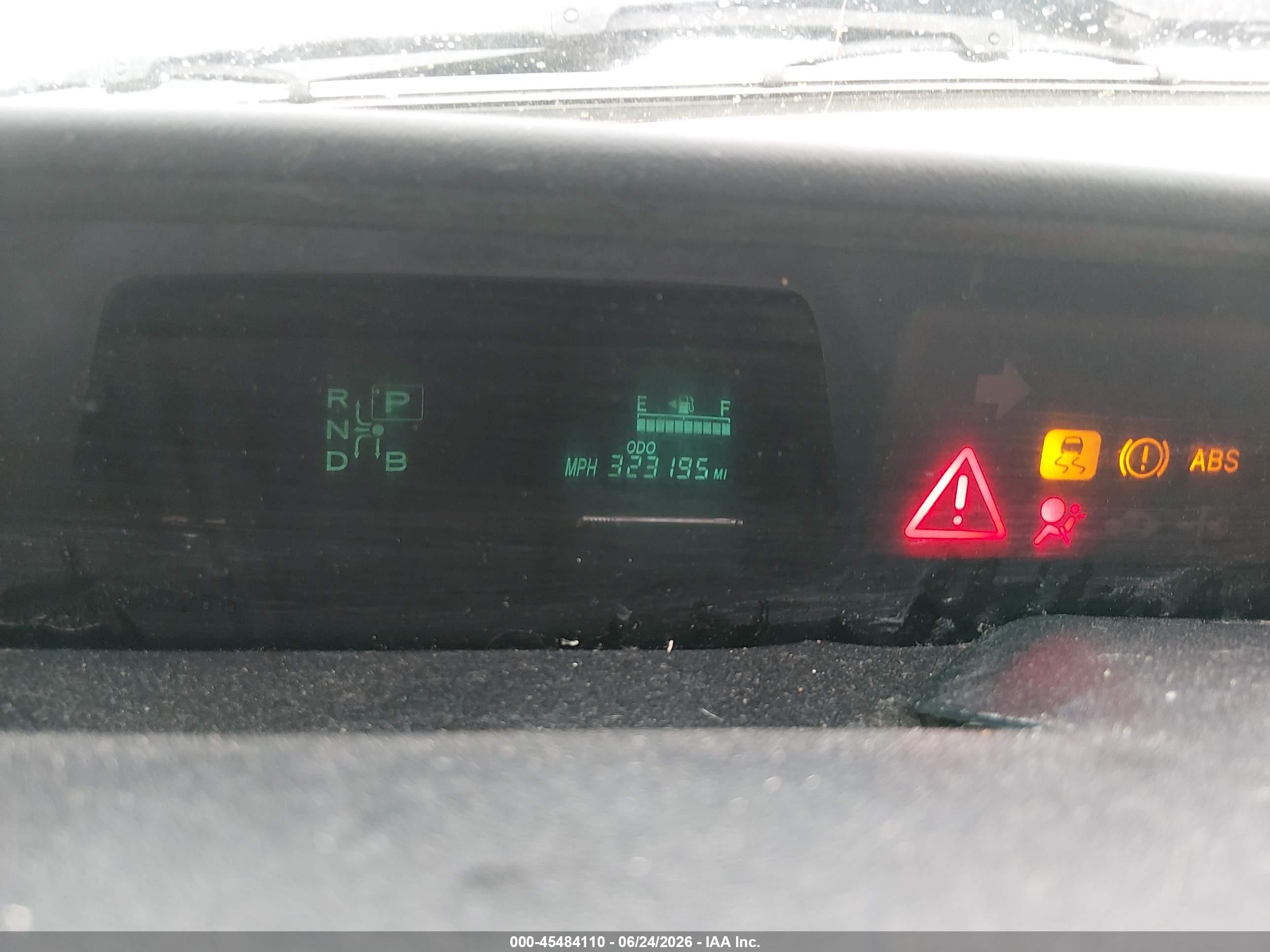 2006 Toyota Prius   Silver vin: JTDKB20U567536749