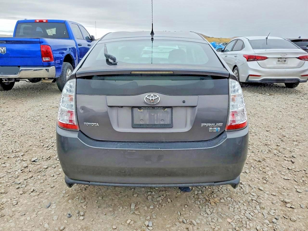 2007 Toyota Prius Base Gray vin: JTDKB20U573232958