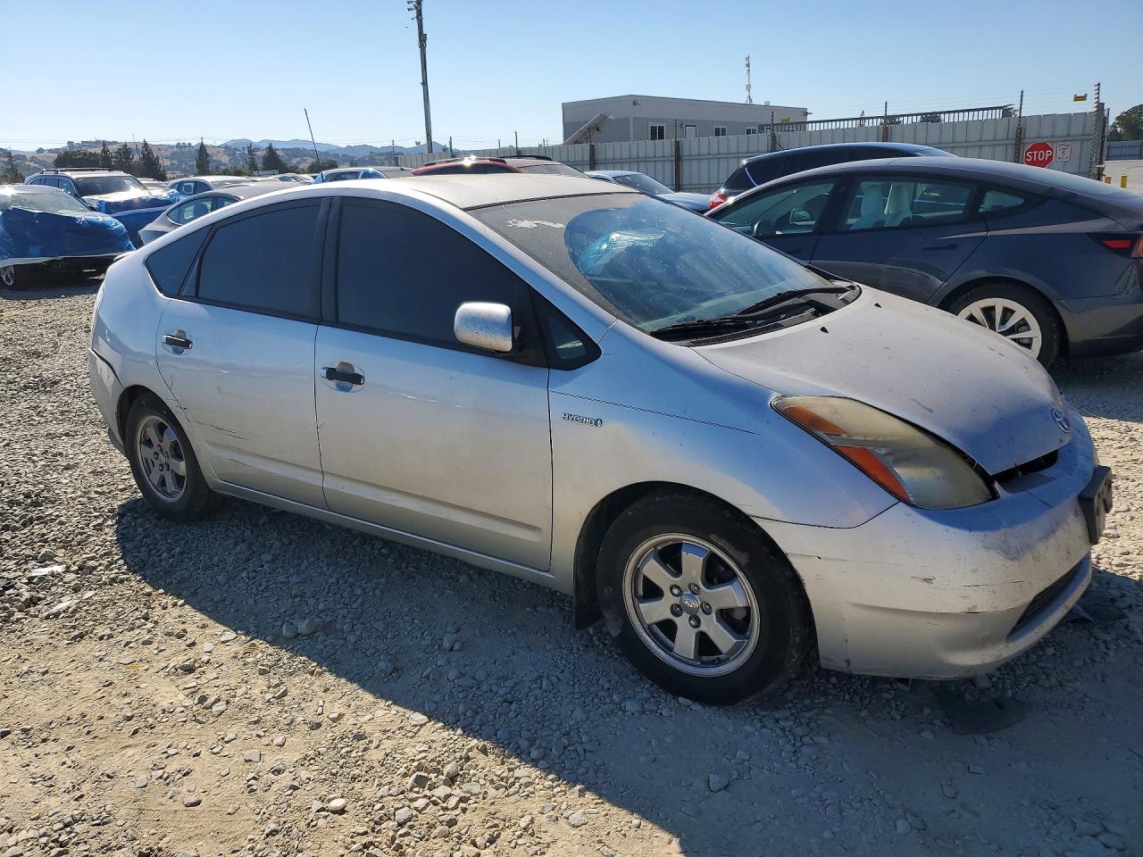 2007 Toyota Prius Touring Silver vin: JTDKB20U573248707