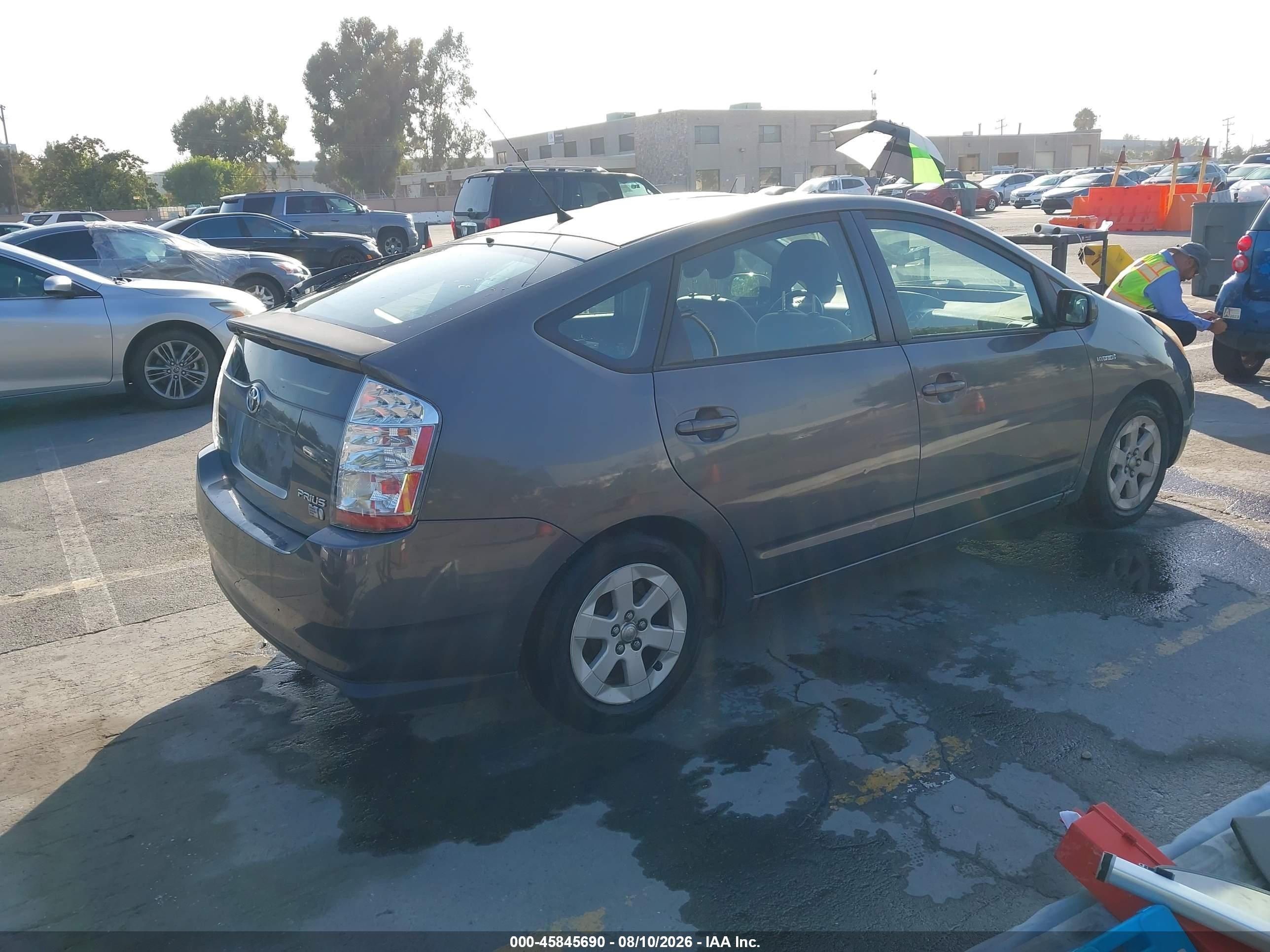 2007 Toyota Prius   Gray vin: JTDKB20U573287622