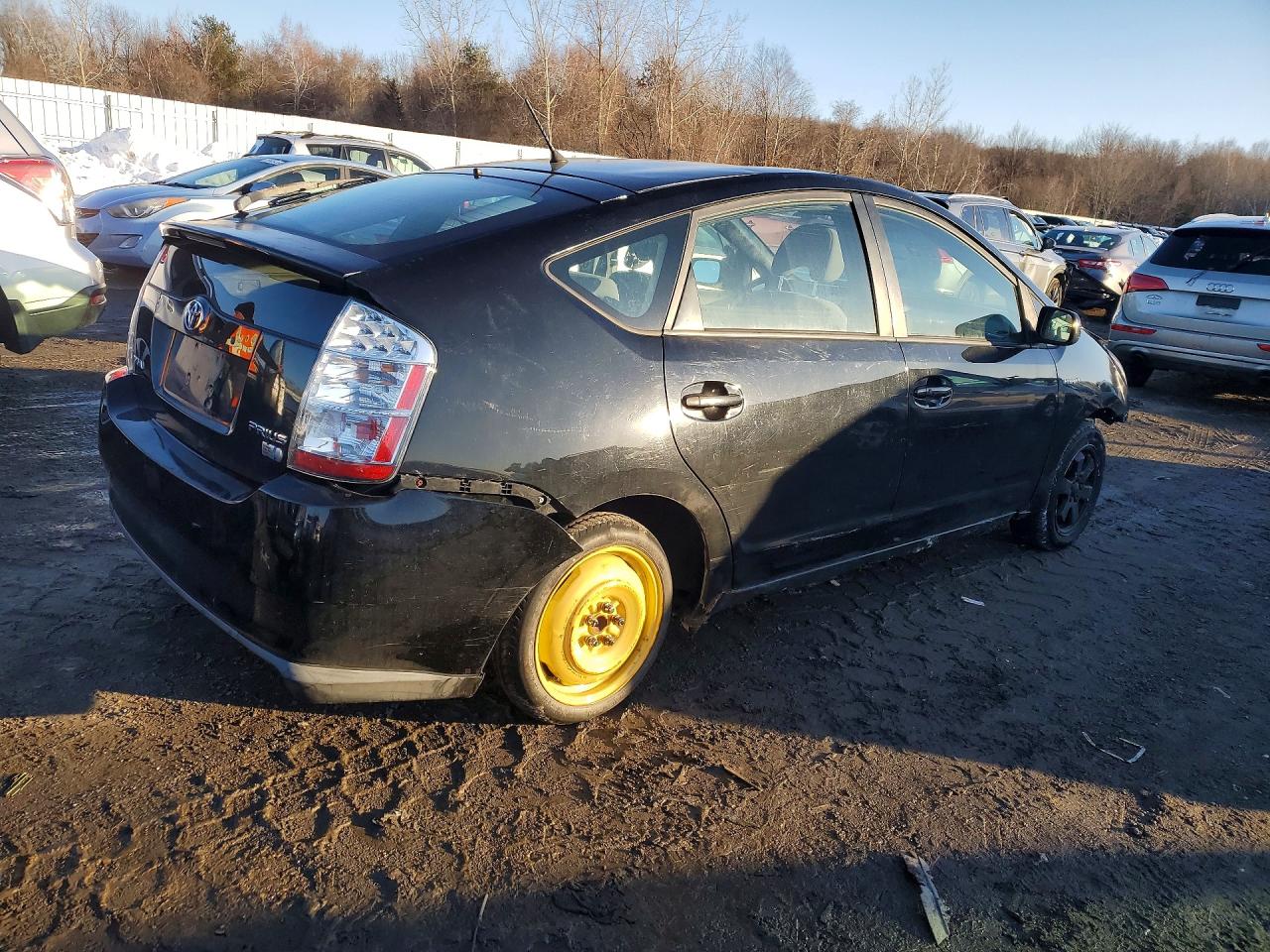 2007 Toyota Prius Base Черный vin: JTDKB20U577086344