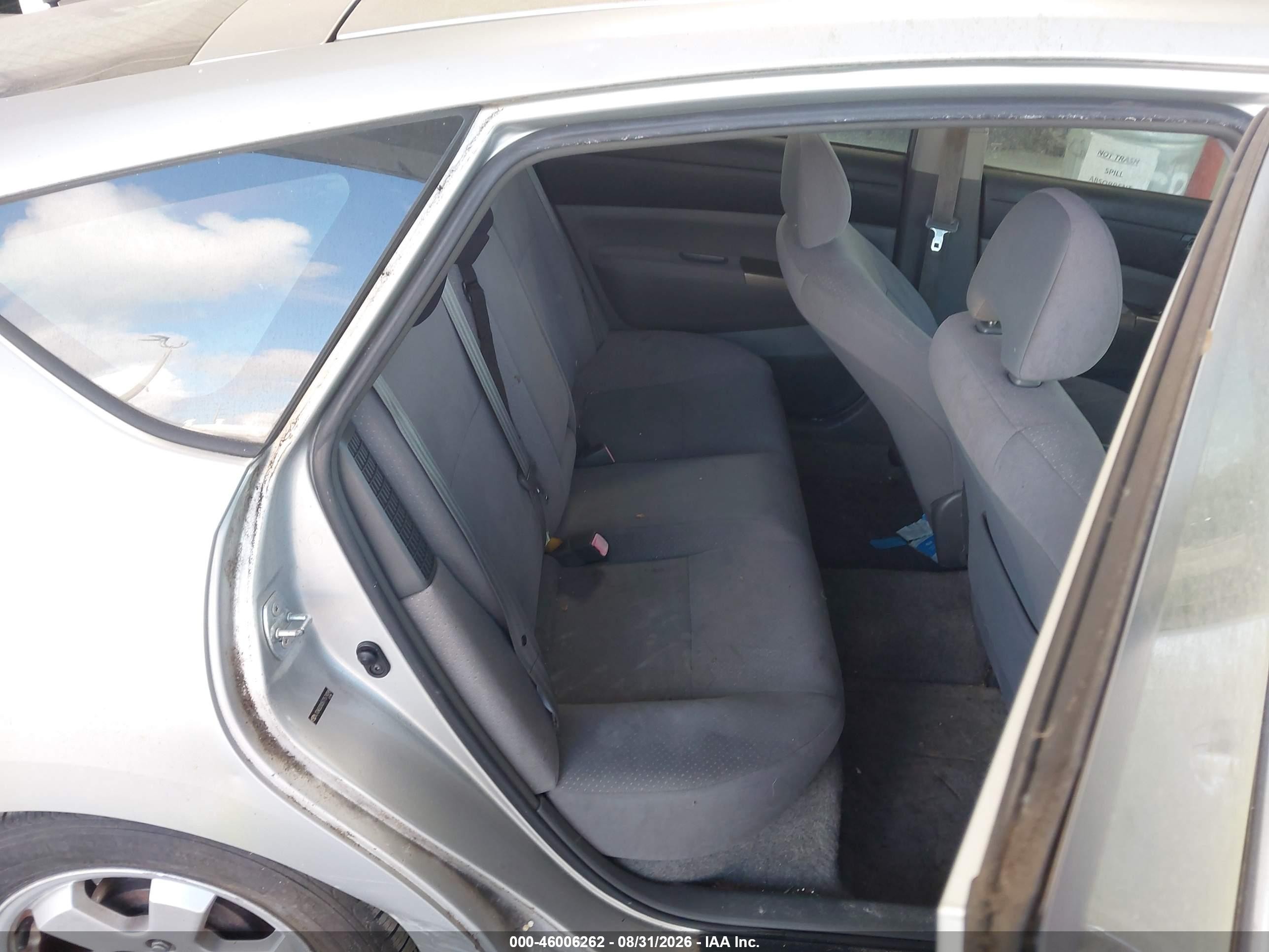 2007 Toyota Prius   Silver vin: JTDKB20U577579098