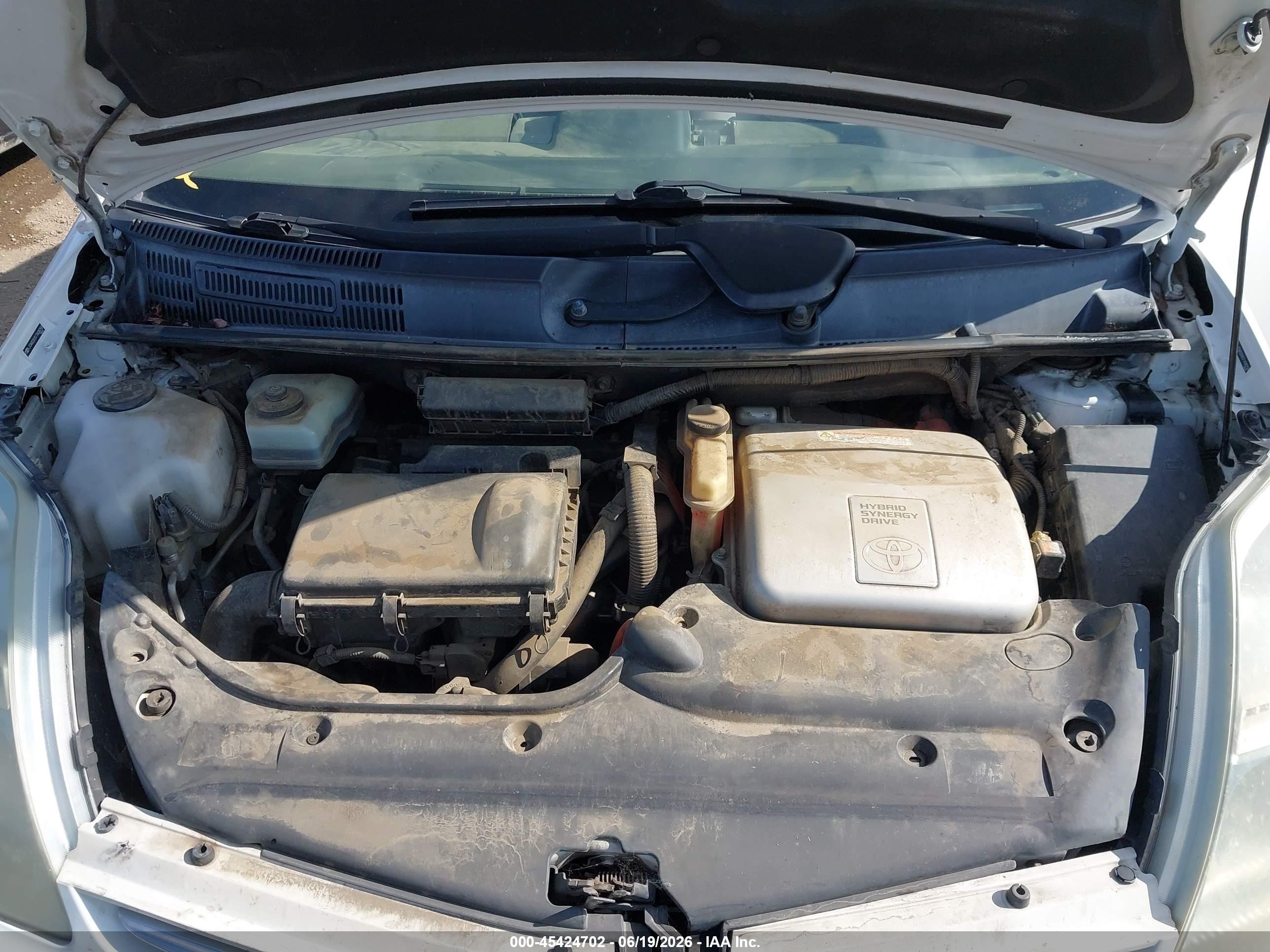 2007 Toyota Prius   Белый vin: JTDKB20U577608258