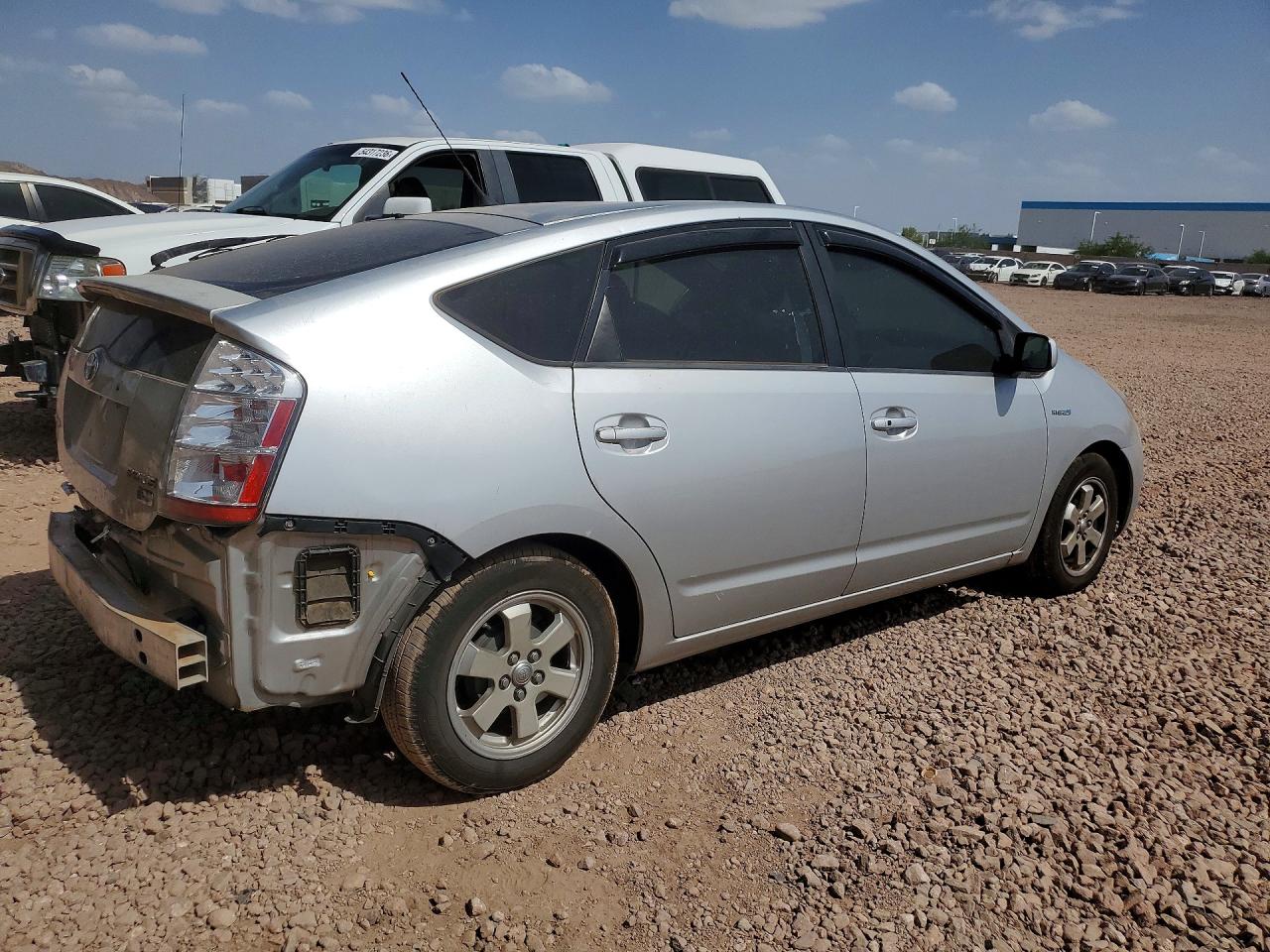2007 Toyota Prius Base Silver vin: JTDKB20U577620488