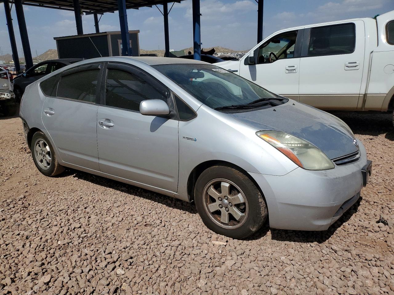 2007 Toyota Prius Base Silver vin: JTDKB20U577620488