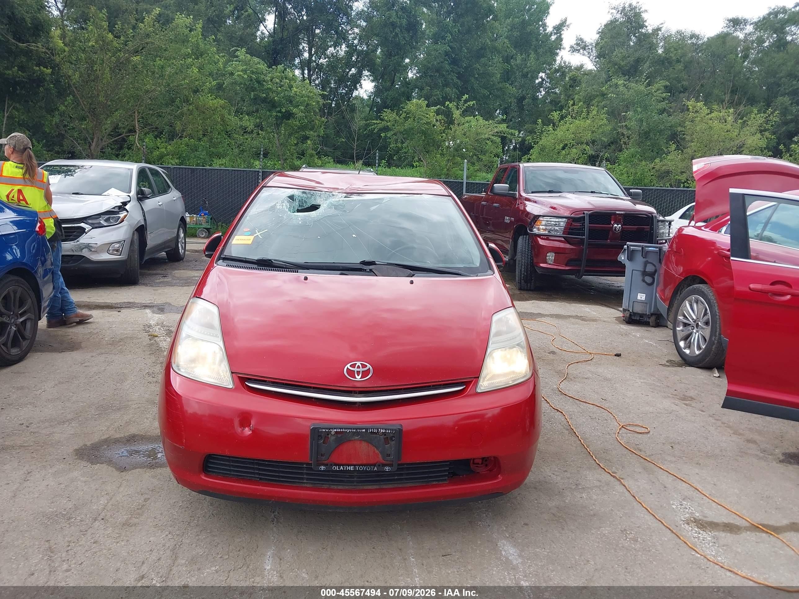 2007 Toyota Prius   Красный vin: JTDKB20U577631202