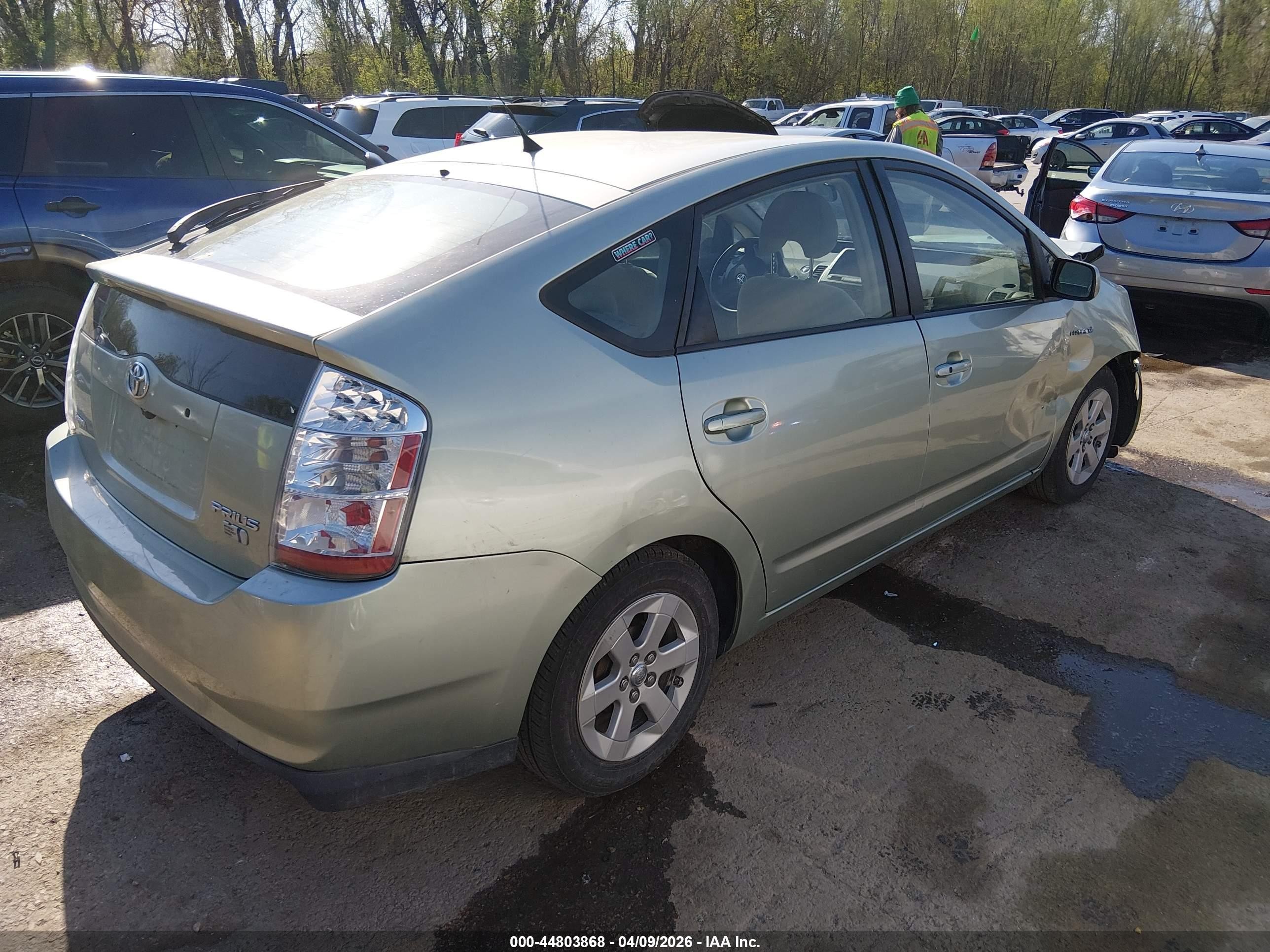 2007 Toyota Prius Green vin: JTDKB20U577636626