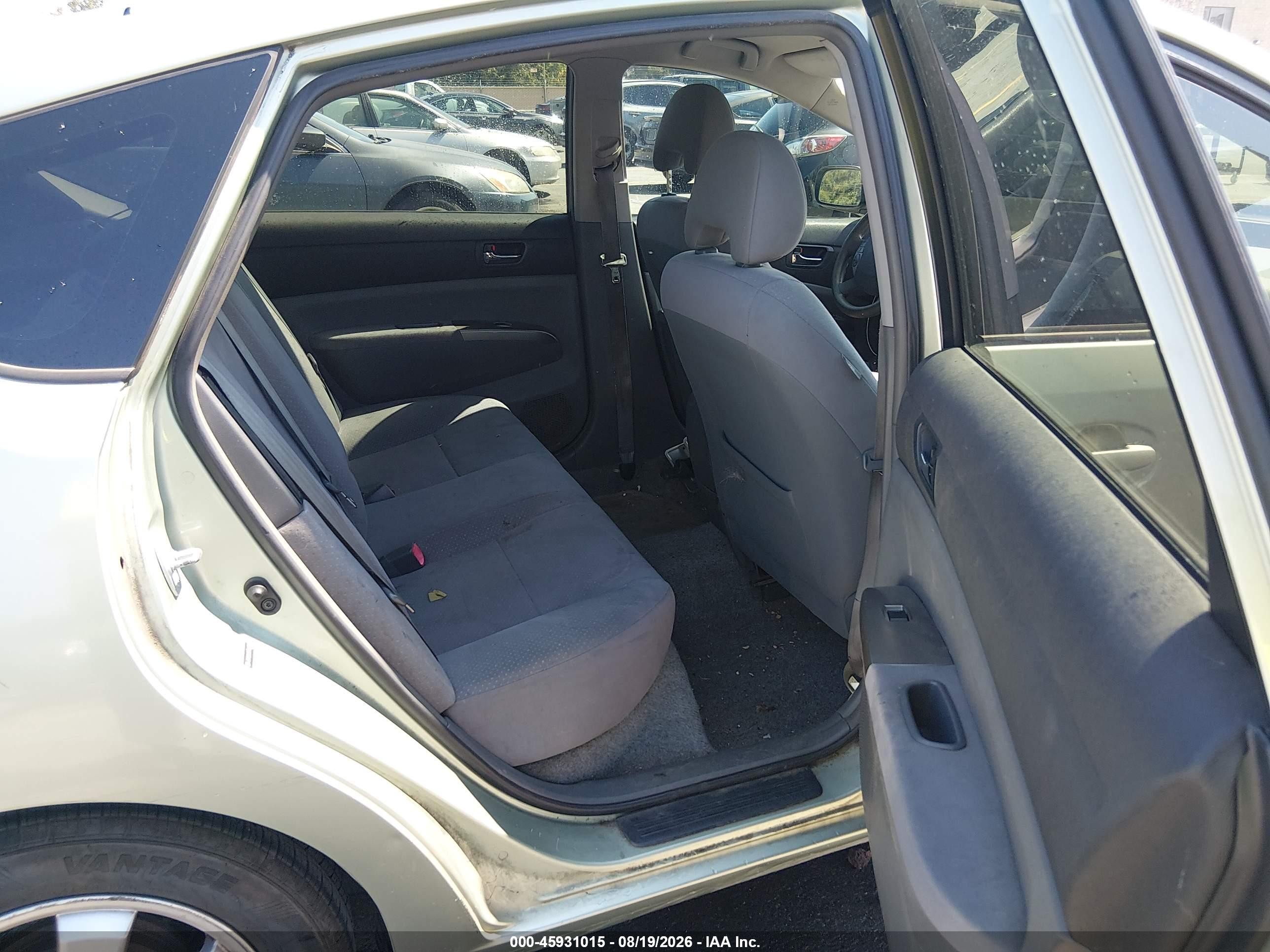 2007 Toyota Prius   Зеленый vin: JTDKB20U577662725