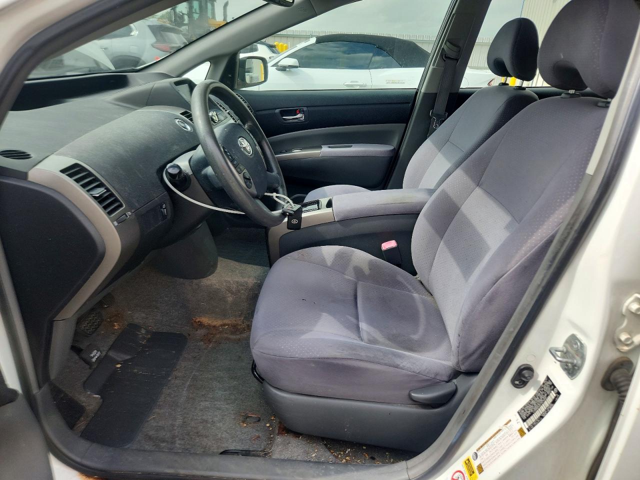 2007 Toyota Prius Base White vin: JTDKB20U577679203