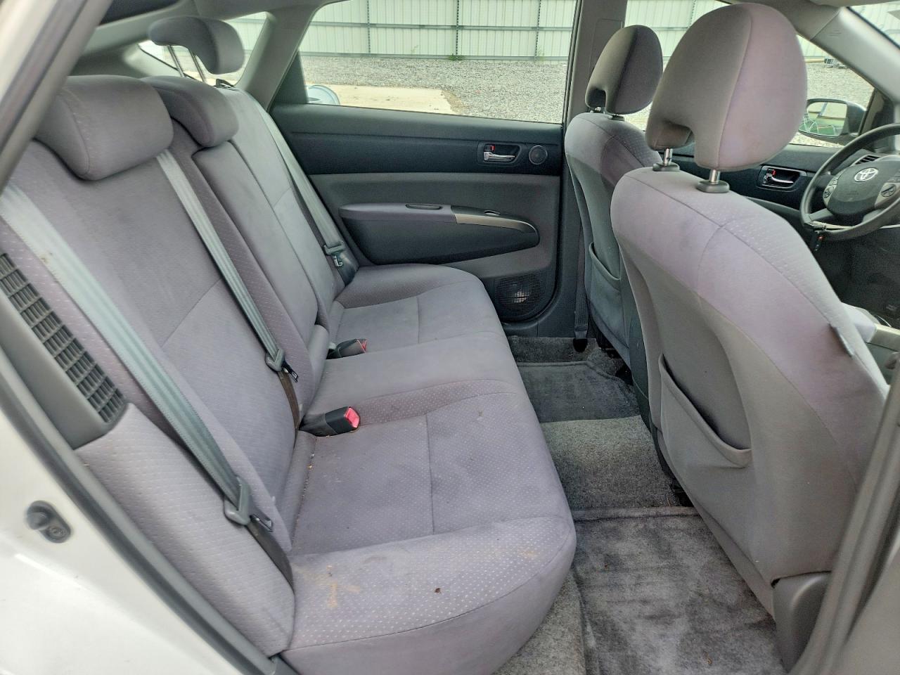 2007 Toyota Prius Base White vin: JTDKB20U577679203