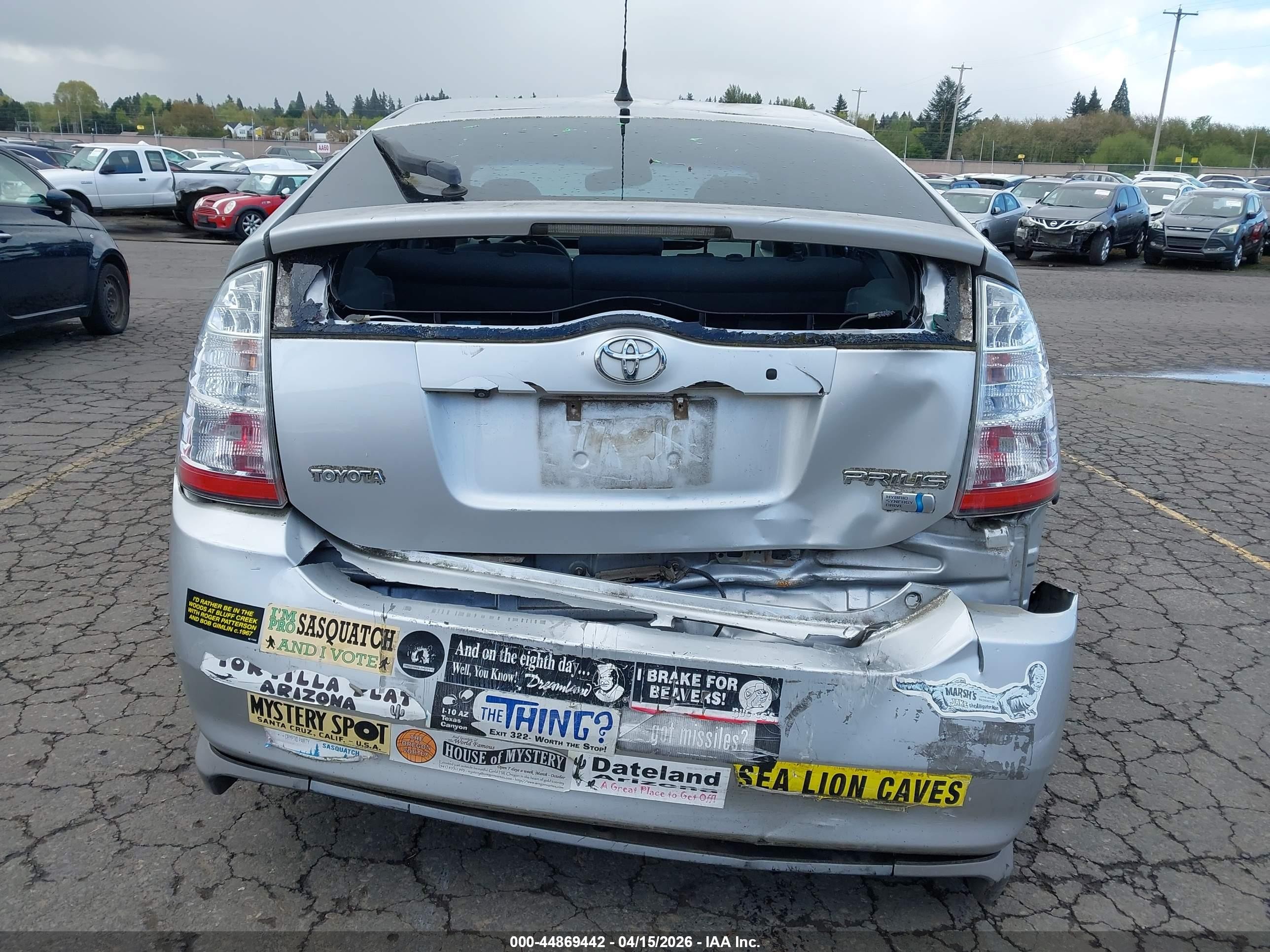 2007 Toyota Prius Silver vin: JTDKB20U577682909