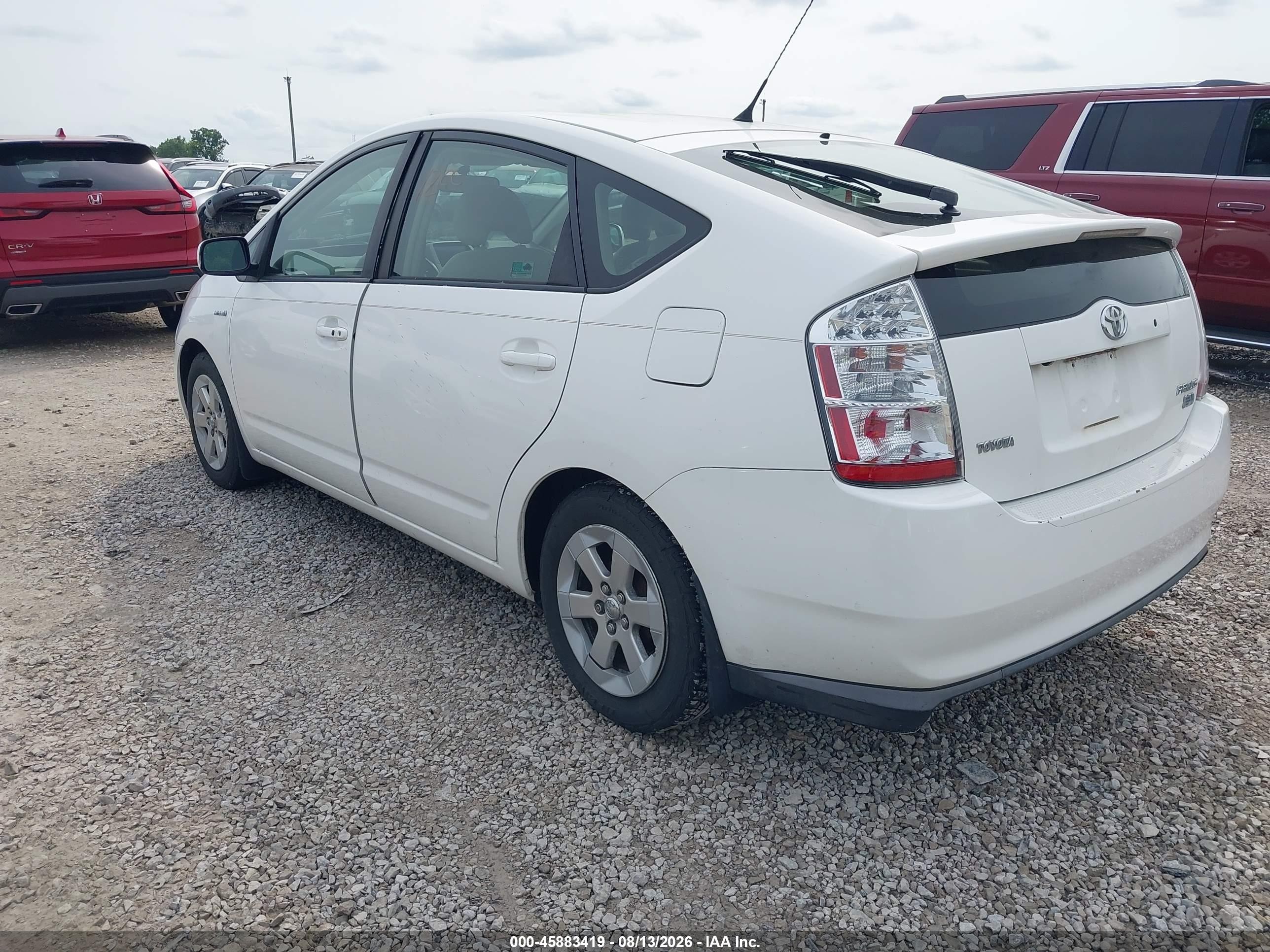 2008 Toyota Prius   White vin: JTDKB20U583309989
