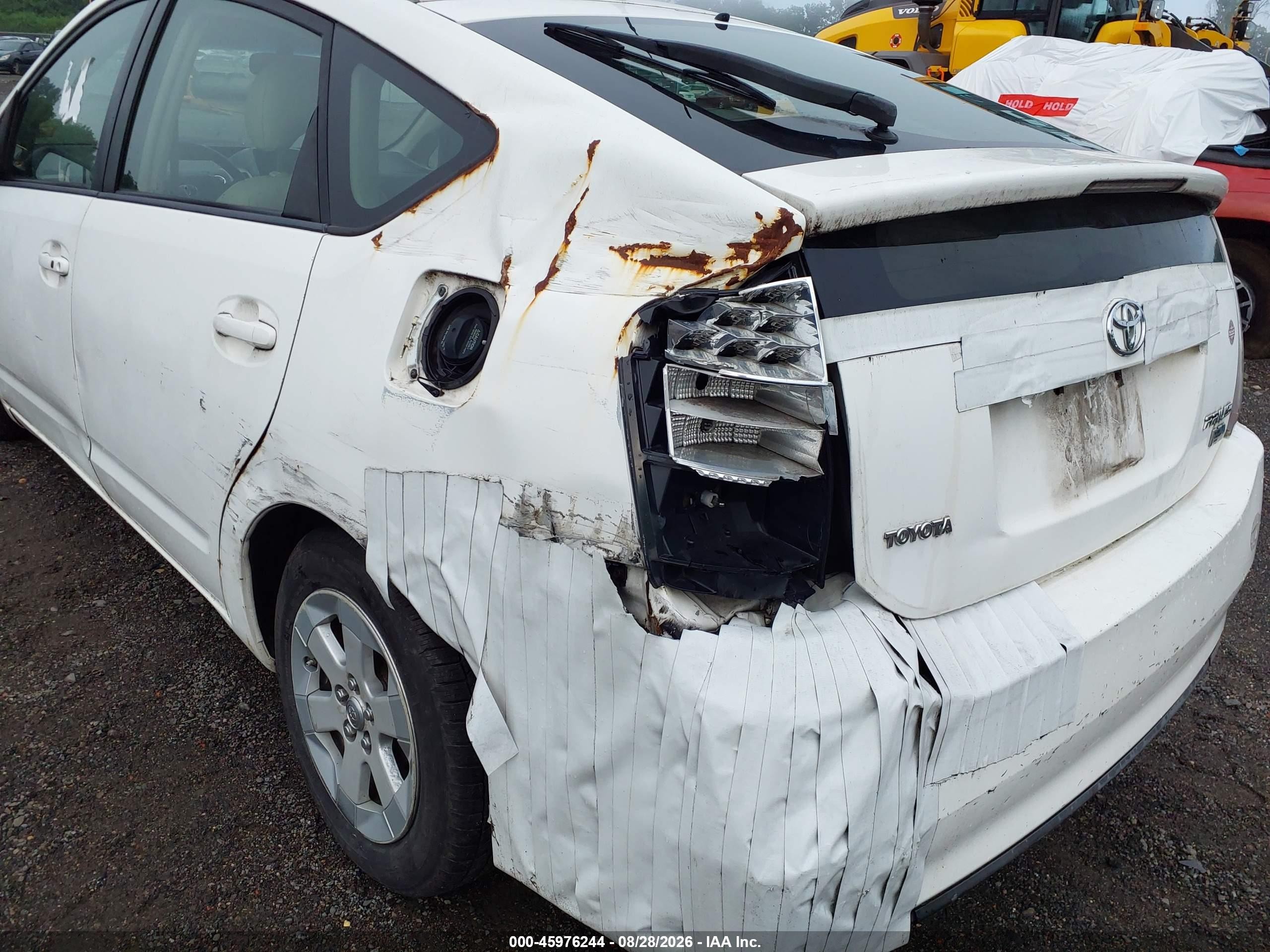2008 Toyota Prius   White vin: JTDKB20U583315775