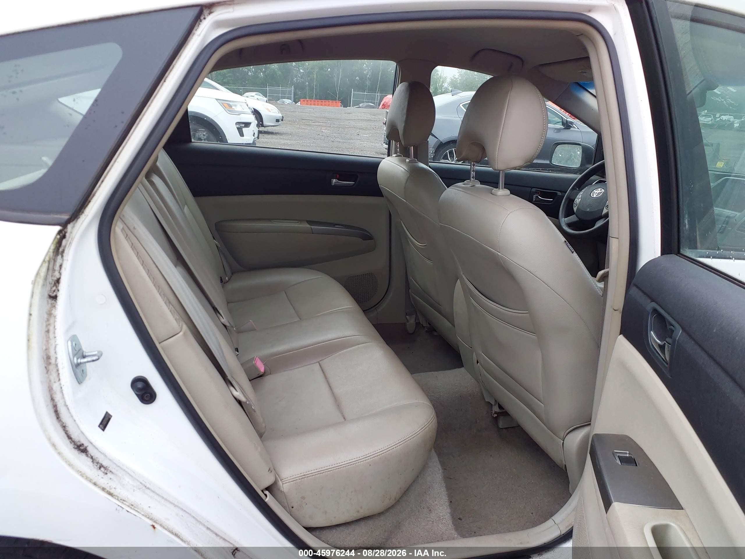 2008 Toyota Prius   White vin: JTDKB20U583315775