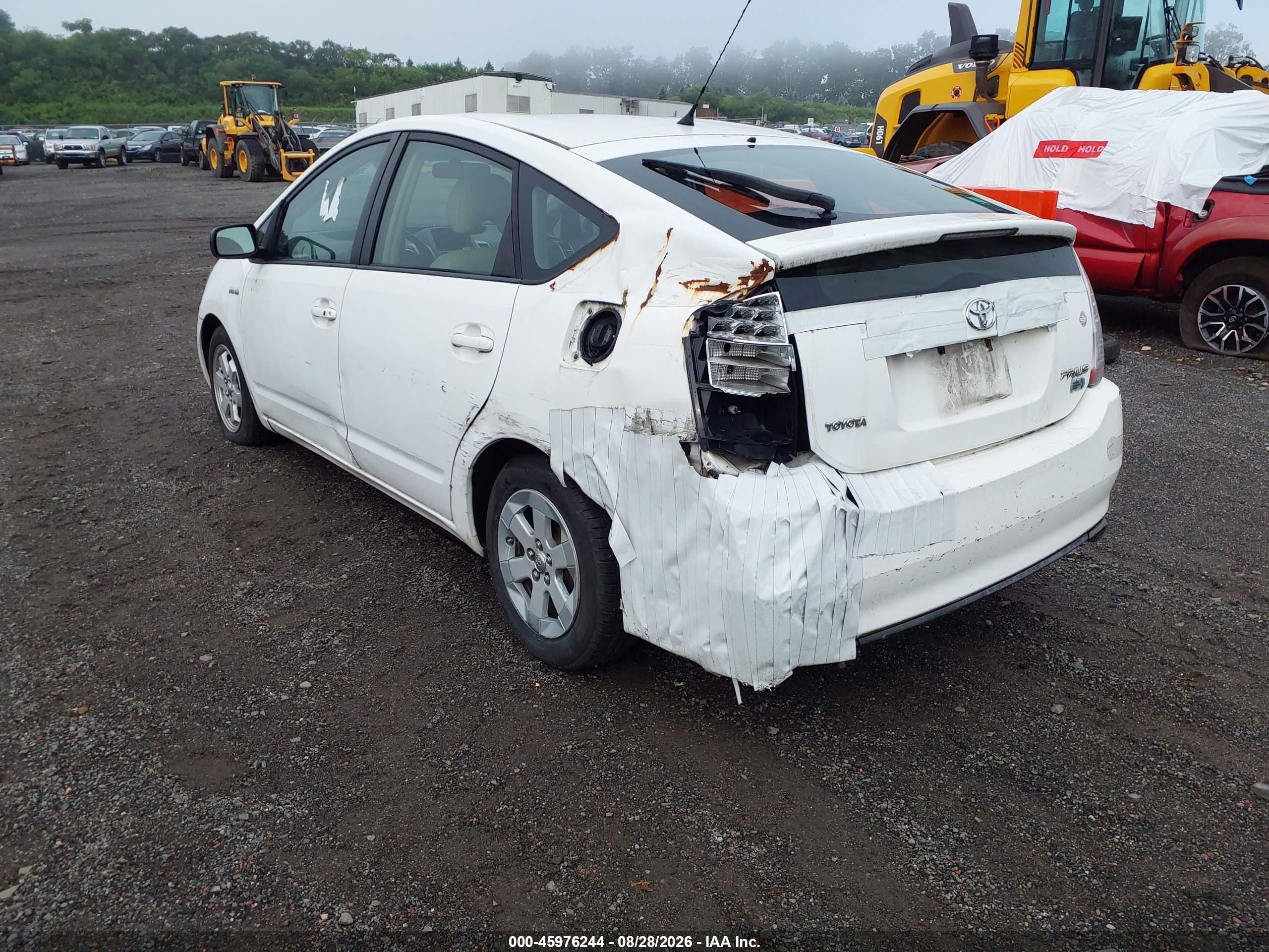 2008 Toyota Prius   White vin: JTDKB20U583315775