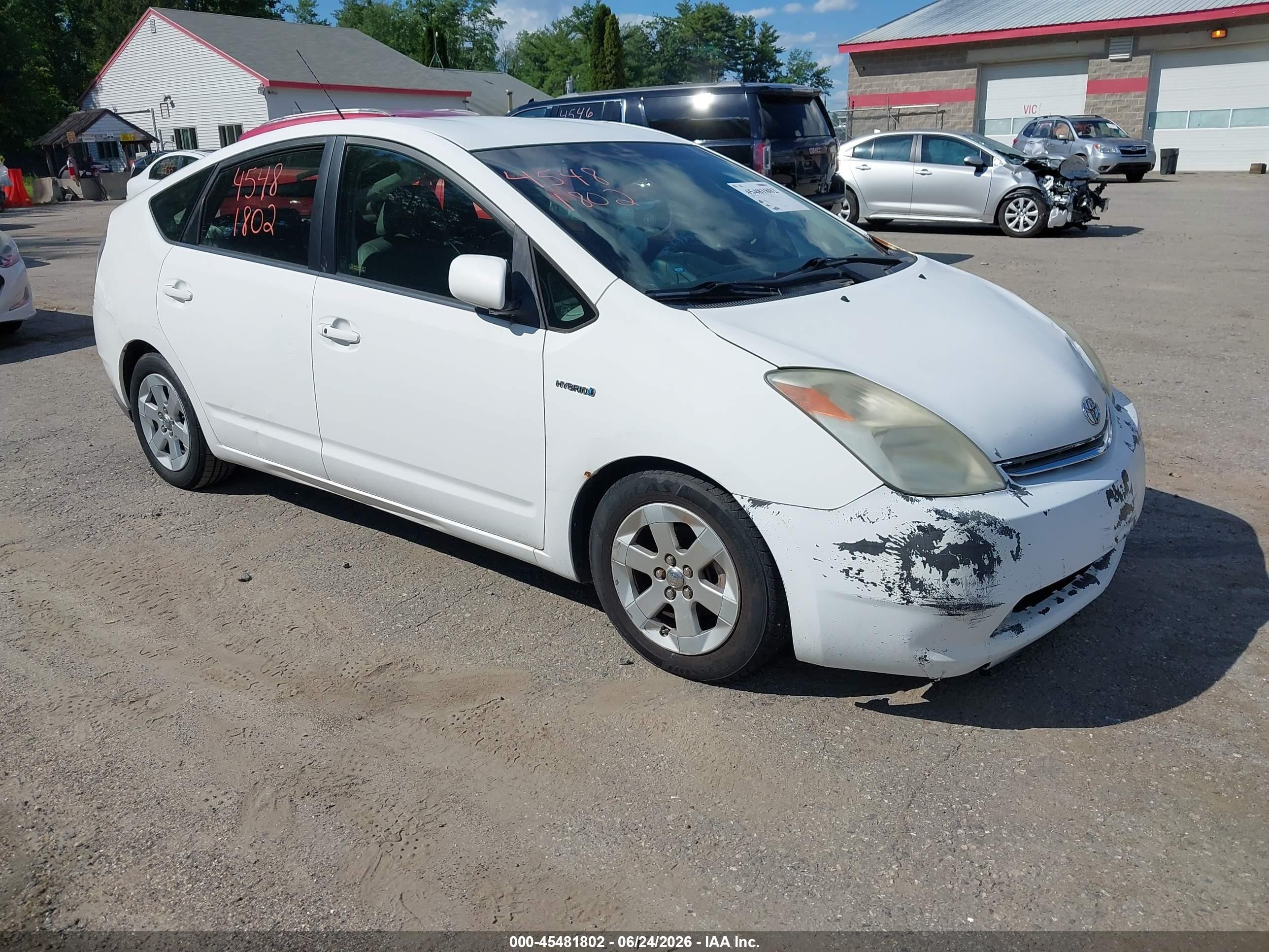 2008 Toyota Prius   White vin: JTDKB20U583358769