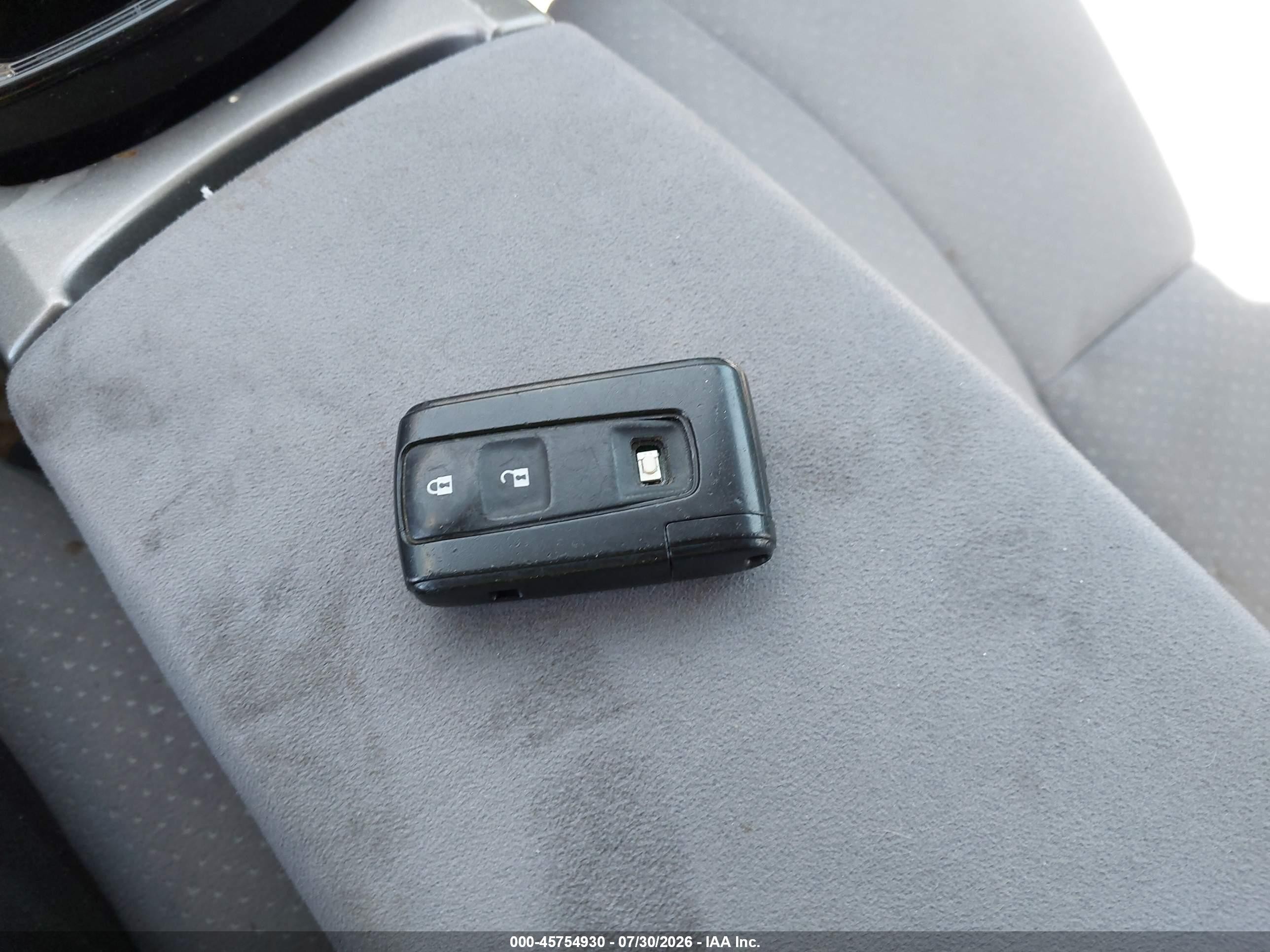 2008 Toyota Prius   Серый vin: JTDKB20U583409235