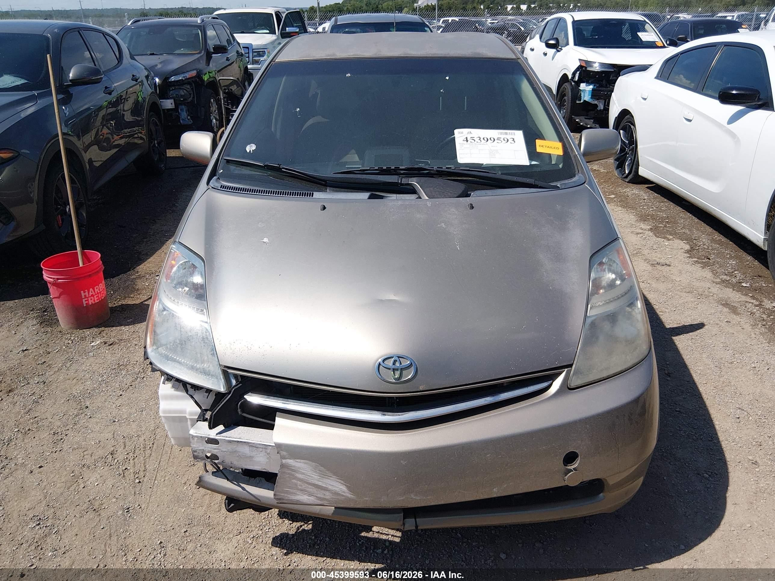 2008 Toyota Prius   Желто-коричневый vin: JTDKB20U583442784