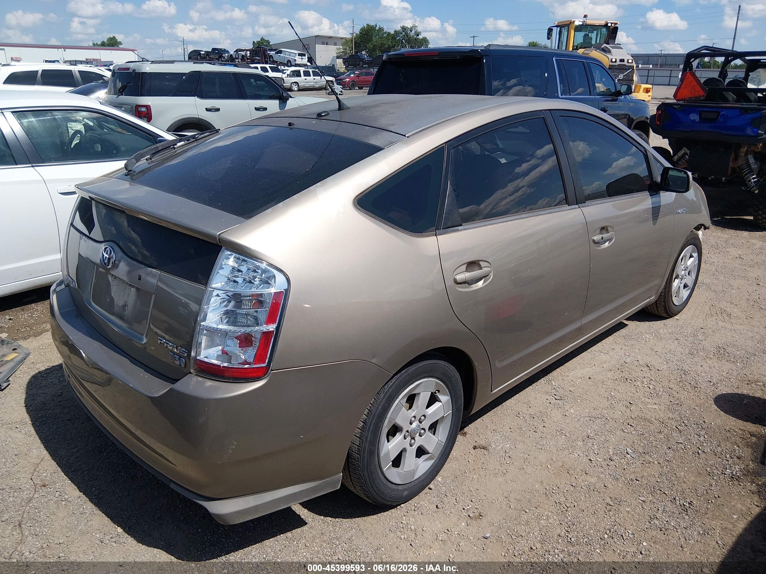 2008 Toyota Prius   Желто-коричневый vin: JTDKB20U583442784