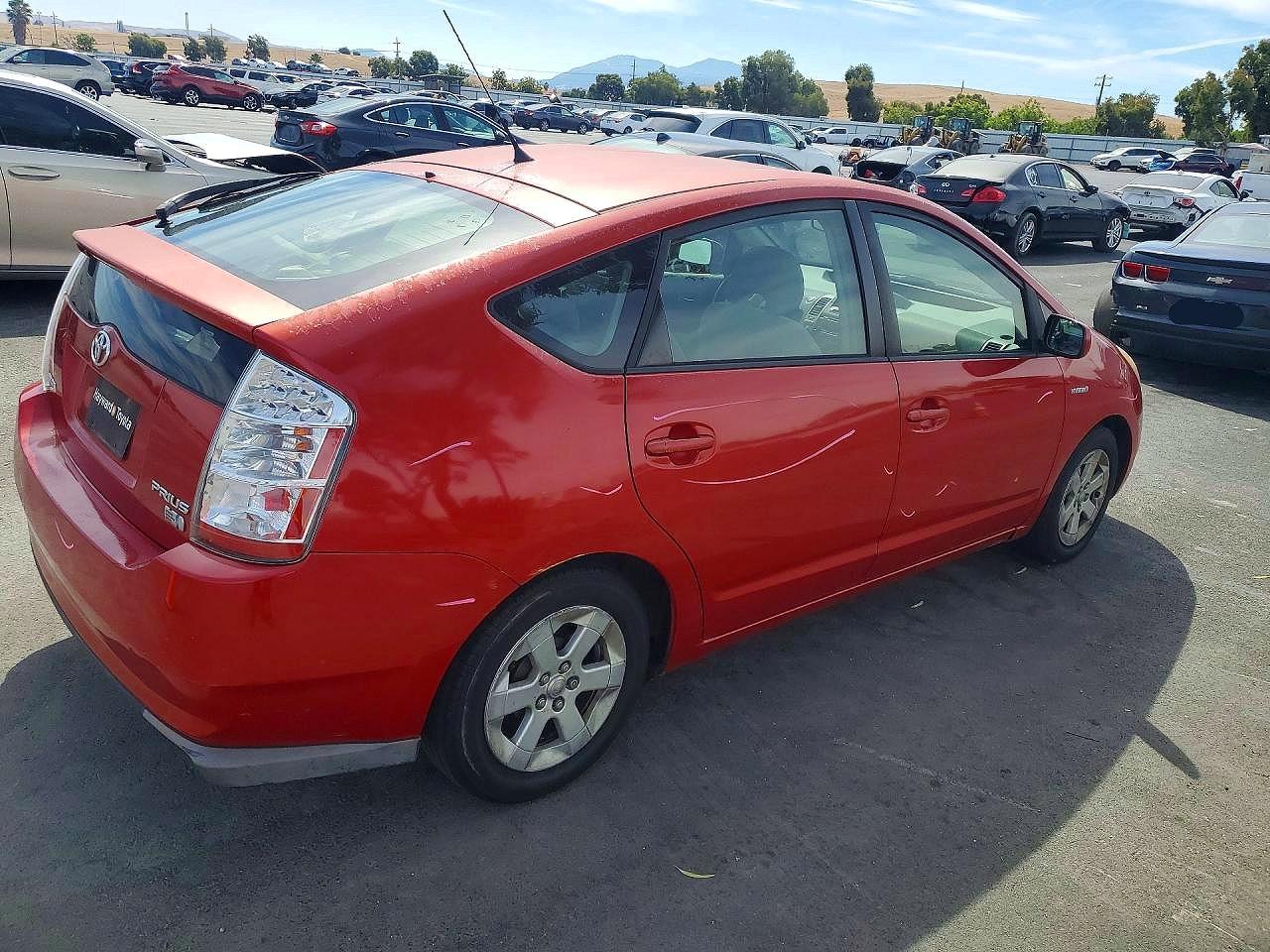 2008 Toyota Prius Base Red vin: JTDKB20U583450187