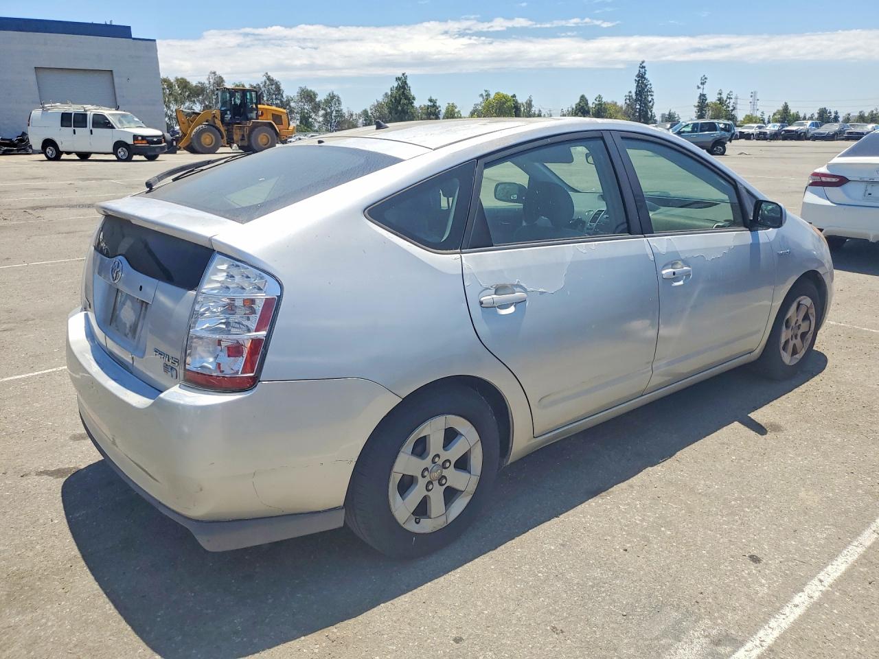 2008 Toyota Prius Base Silver vin: JTDKB20U583452764