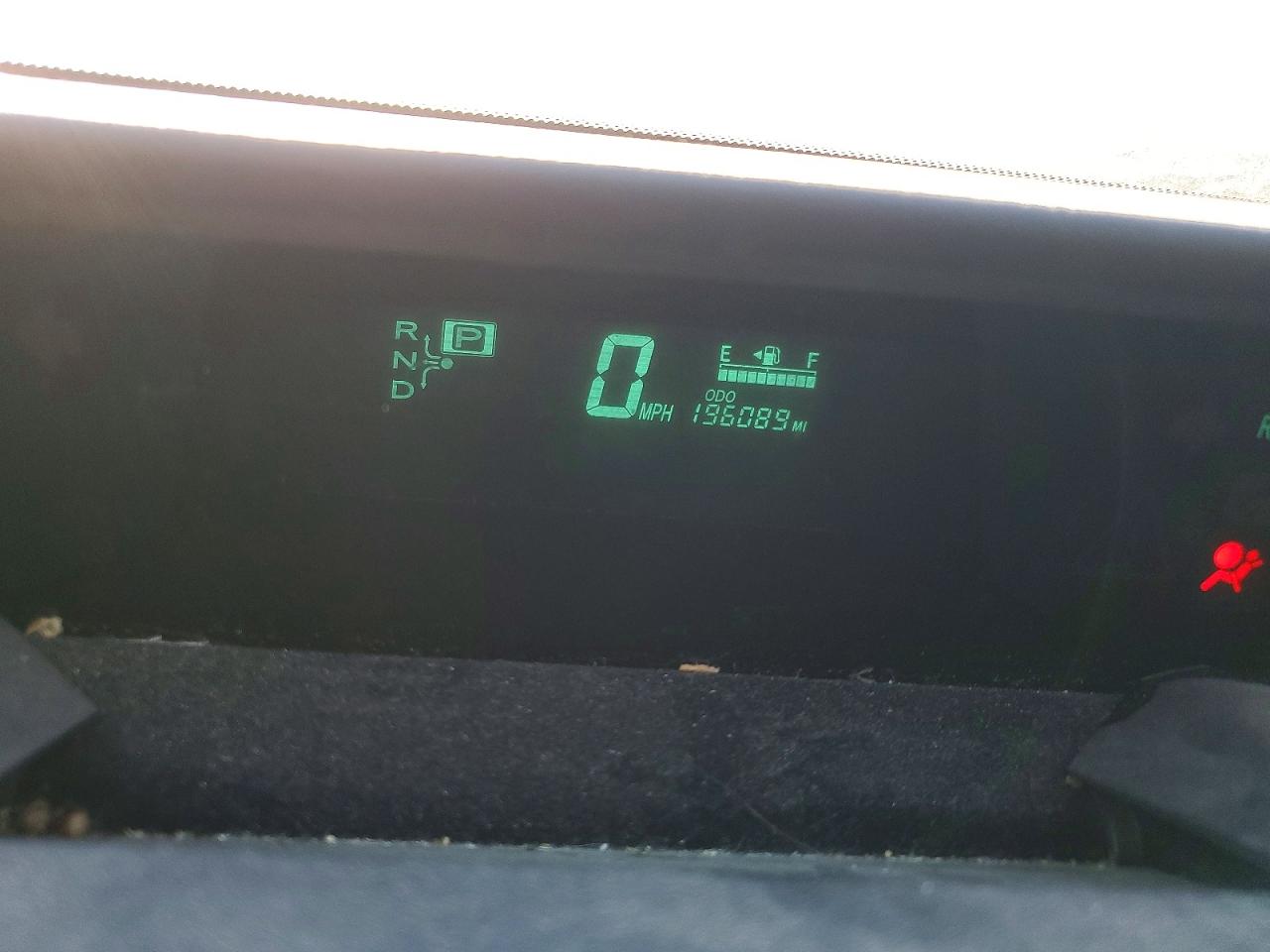 2008 Toyota Prius Base Gold vin: JTDKB20U587708328