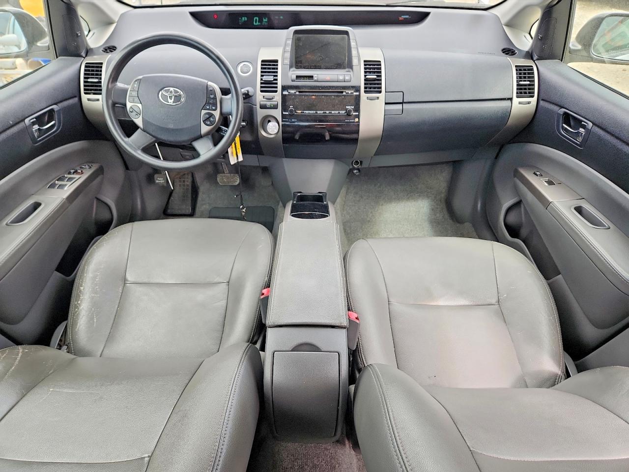 2008 Toyota Prius Base Silver vin: JTDKB20U587731866