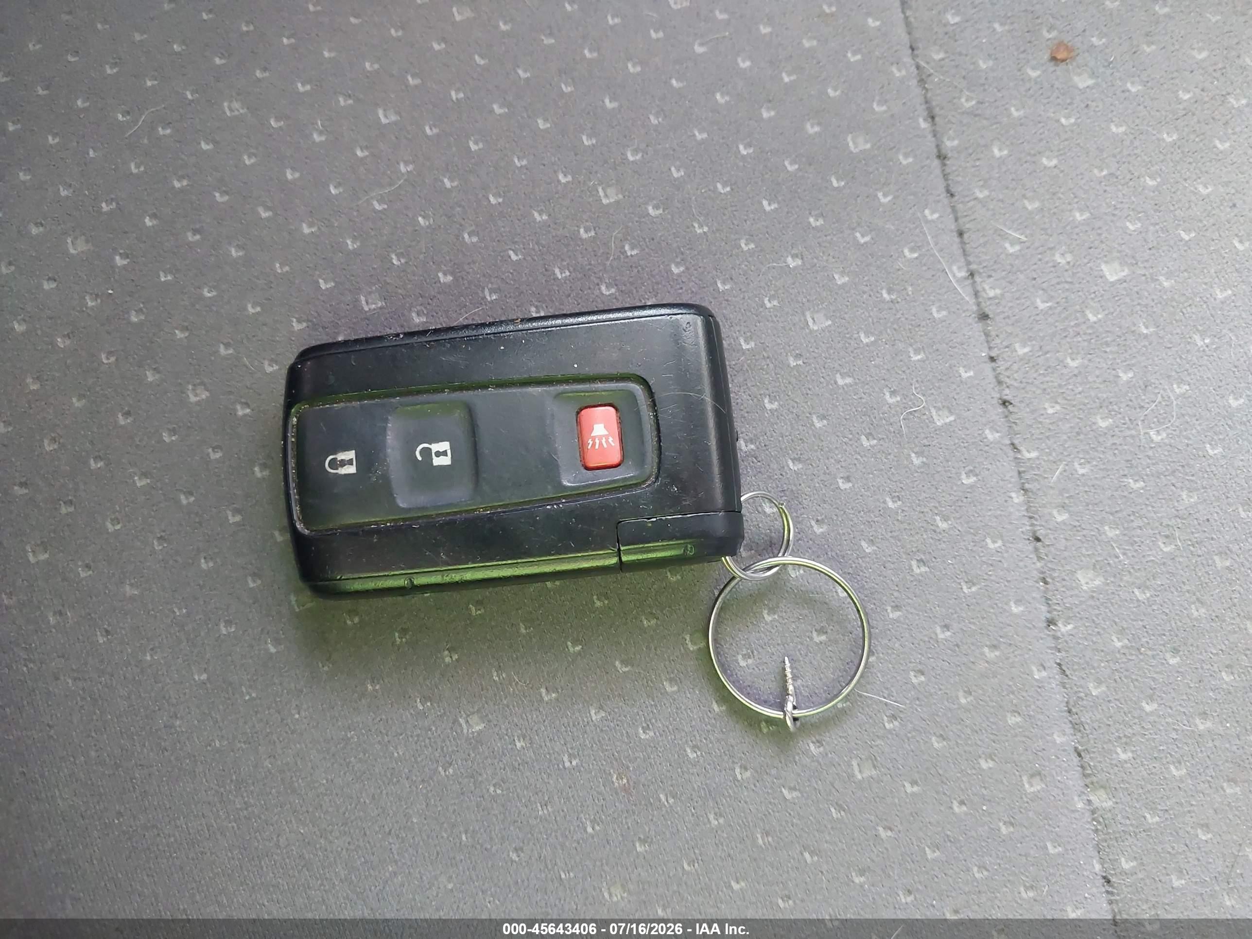 2008 Toyota Prius   Silver vin: JTDKB20U587758890