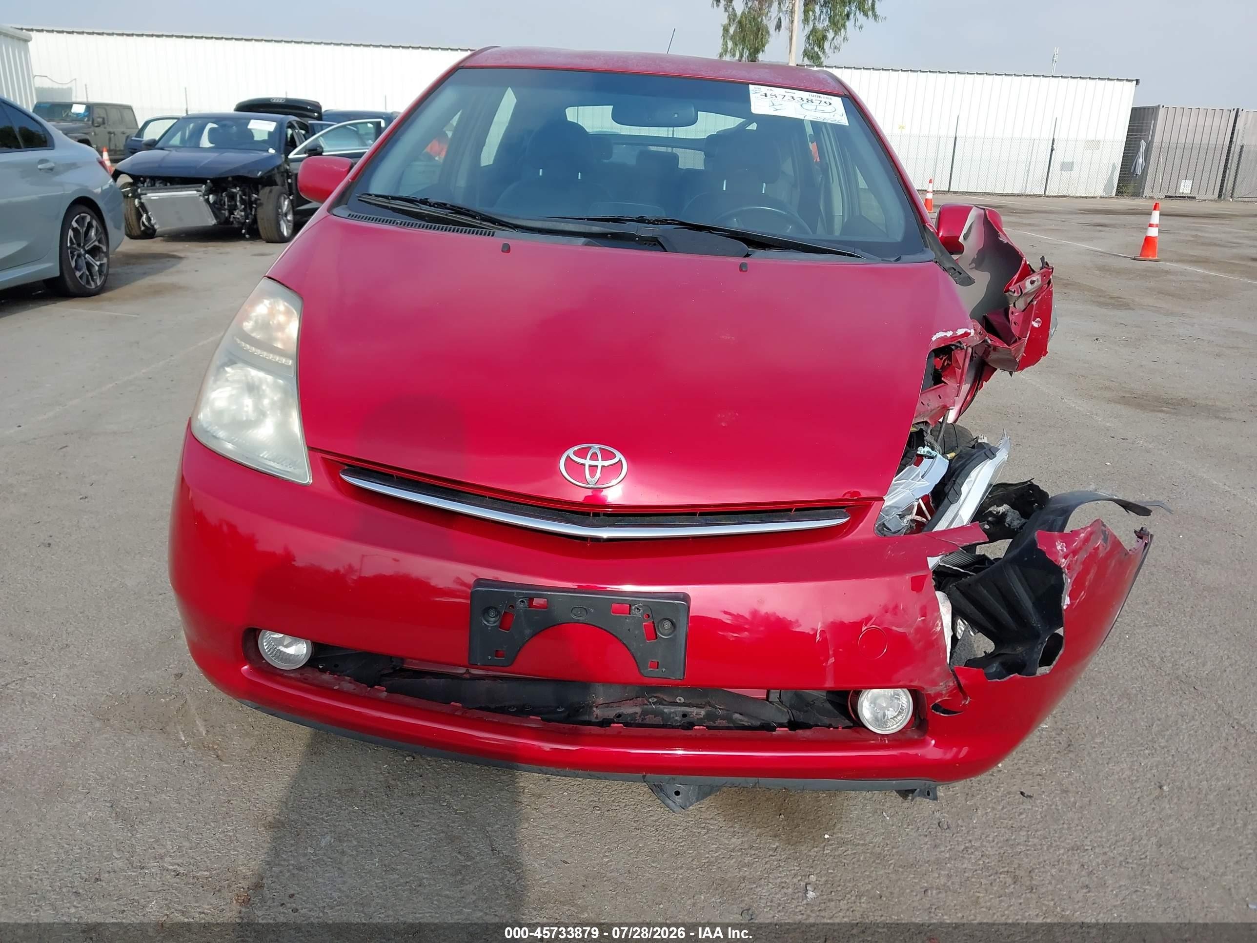 2008 Toyota Prius   Red vin: JTDKB20U587771090