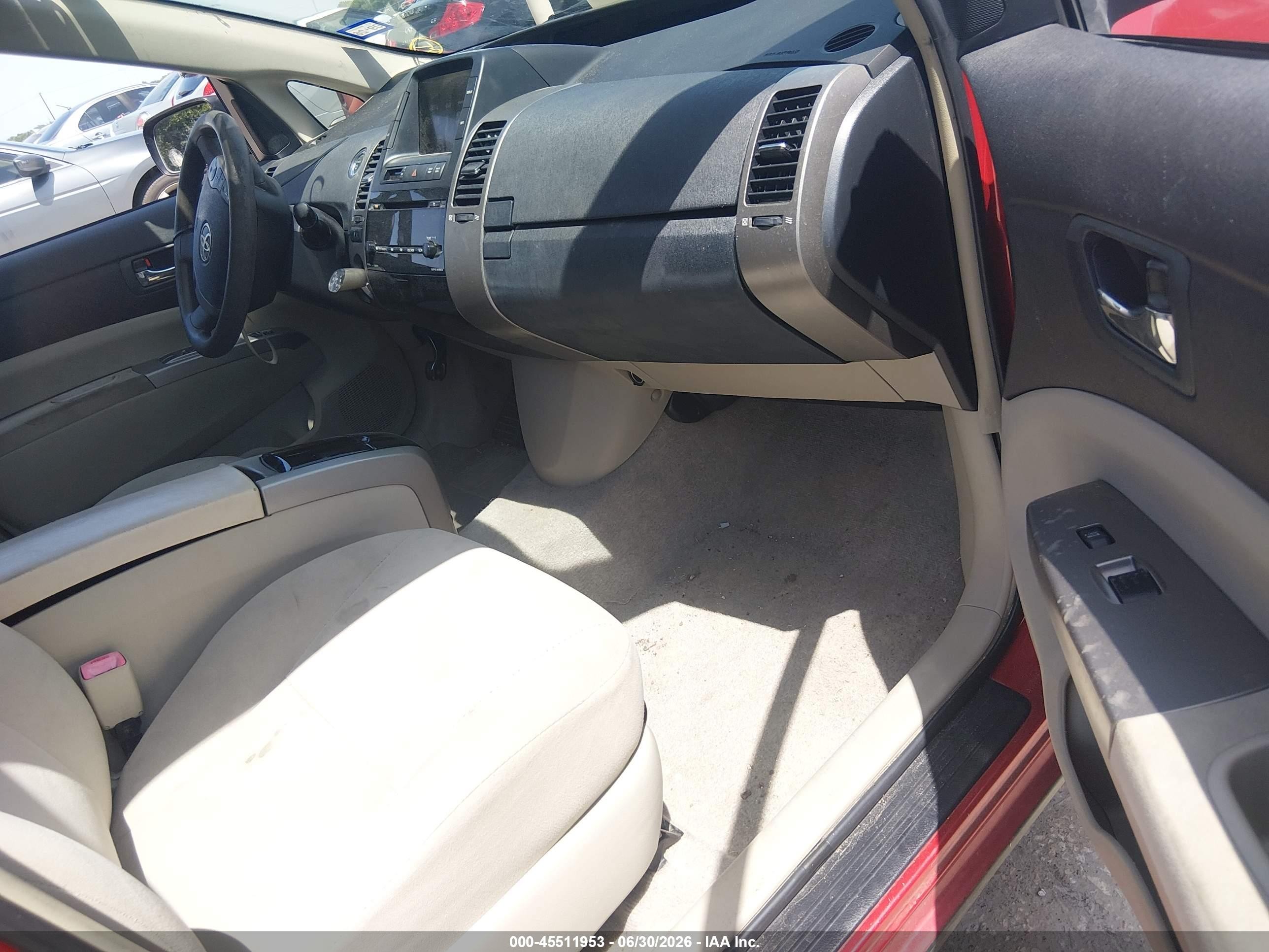2008 Toyota Prius   Red vin: JTDKB20U587772787