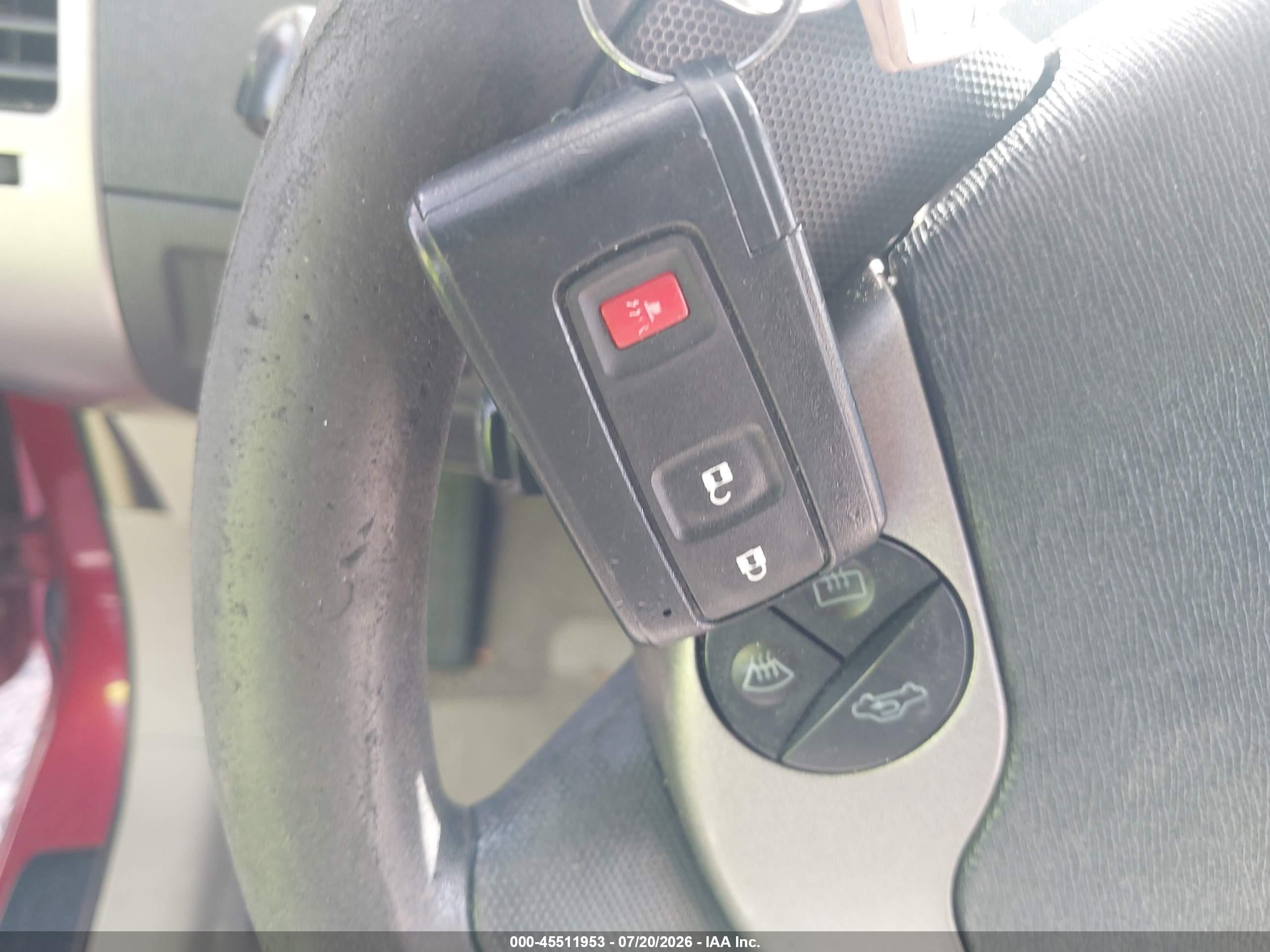 2008 Toyota Prius   Red vin: JTDKB20U587772787