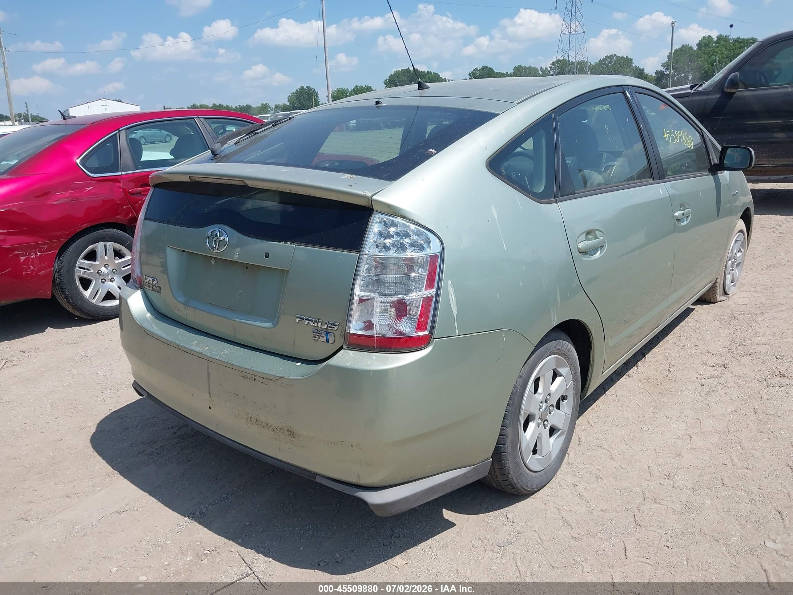 2008 Toyota Prius   Зеленый vin: JTDKB20U587783093