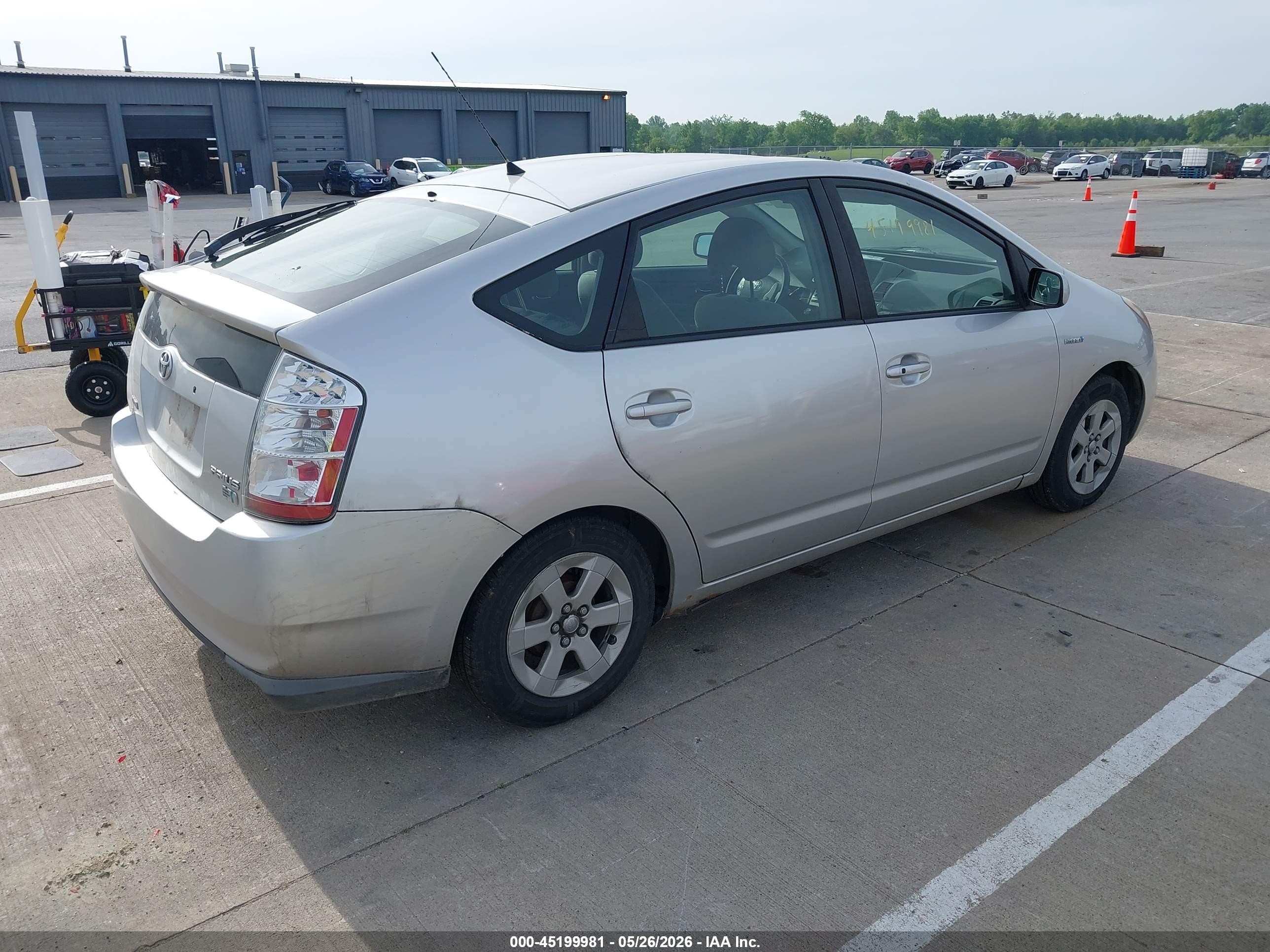 2008 Toyota Prius   Silver vin: JTDKB20U587806758