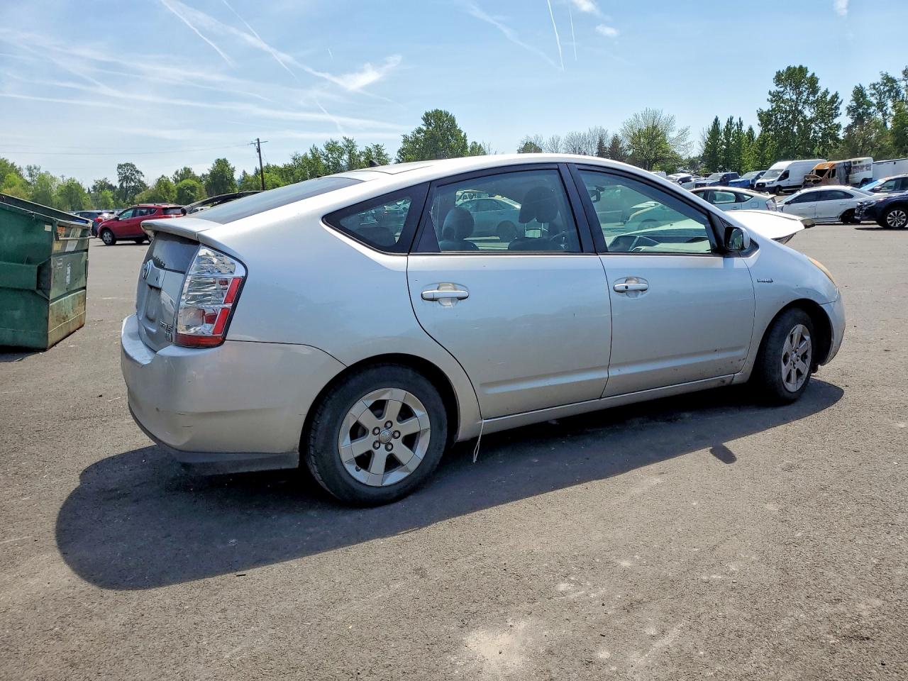 2008 Toyota Prius Base Silver vin: JTDKB20U587817761
