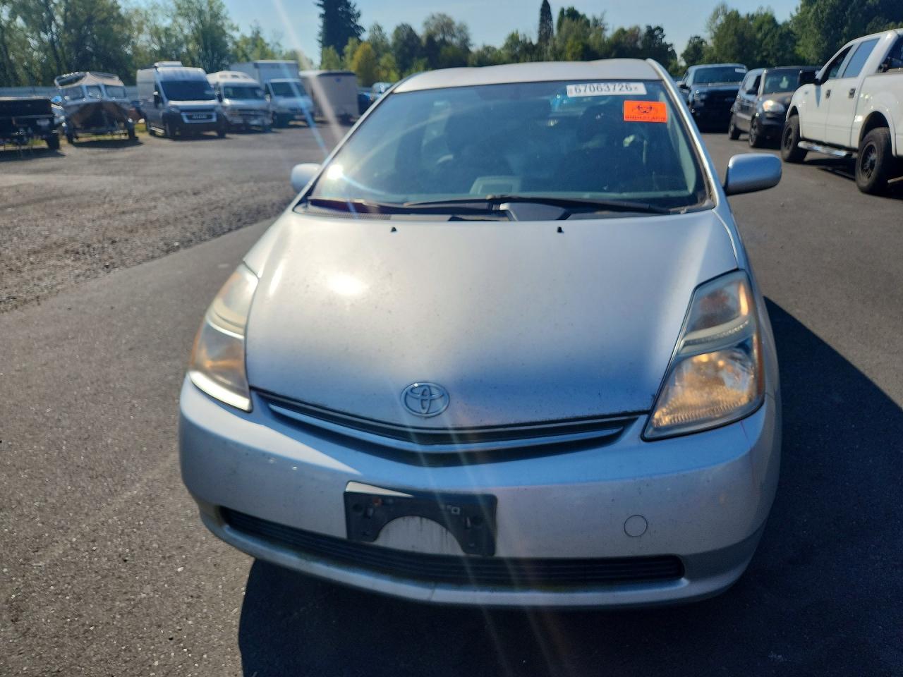 2009 Toyota Prius Base Silver vin: JTDKB20U593478010